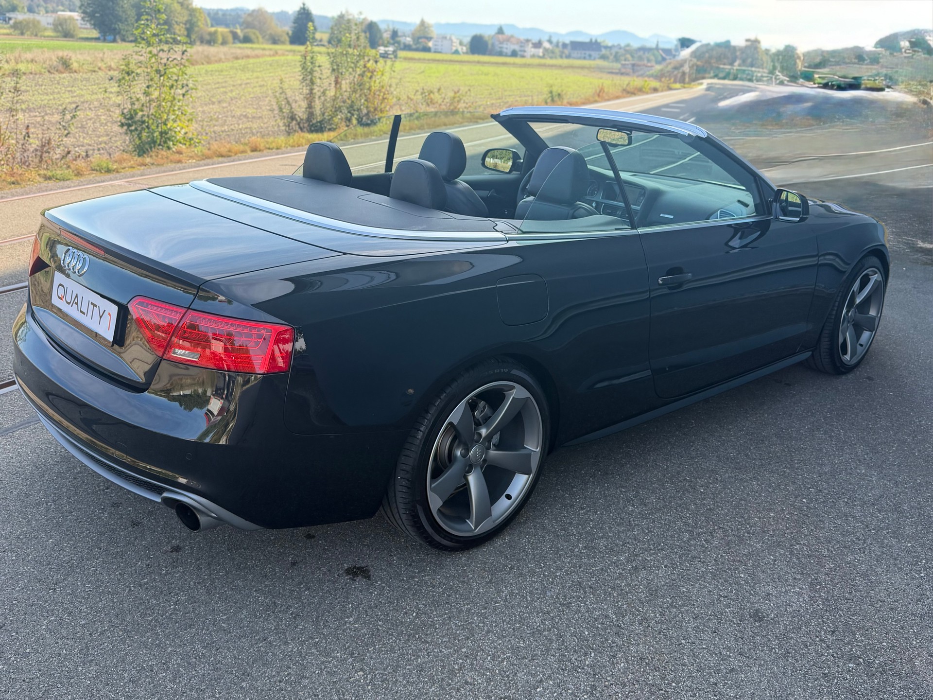 AUDI A5 Cabriolet 1.8 TFSI-image-19