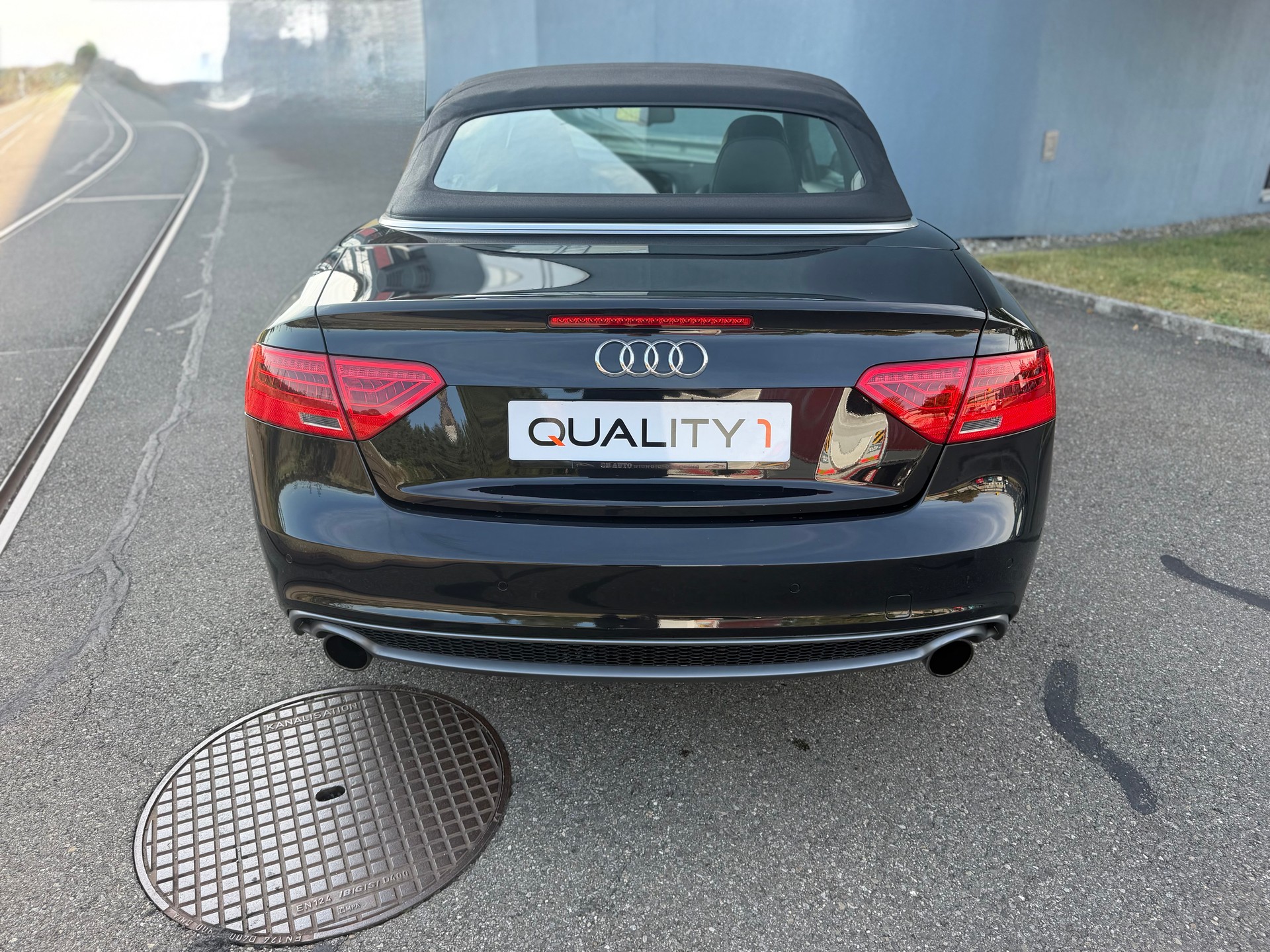 AUDI A5 Cabriolet 1.8 TFSI-image-7