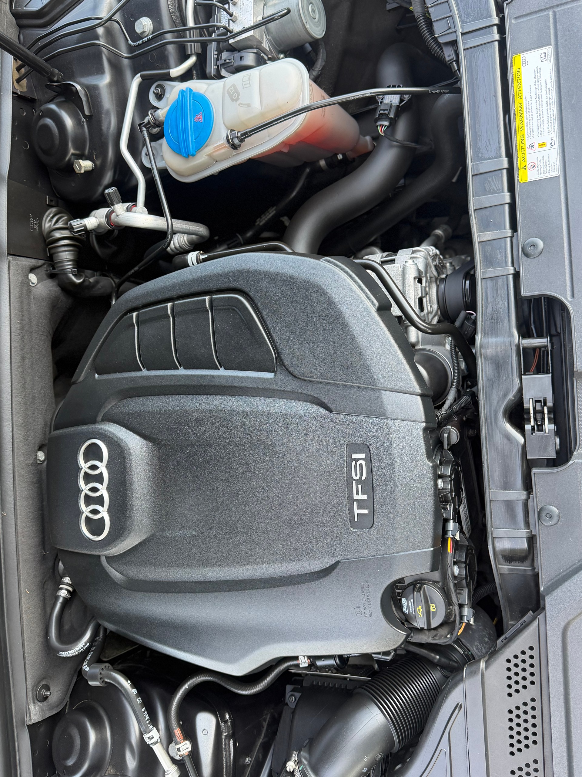 AUDI A5 Cabriolet 1.8 TFSI-image-16
