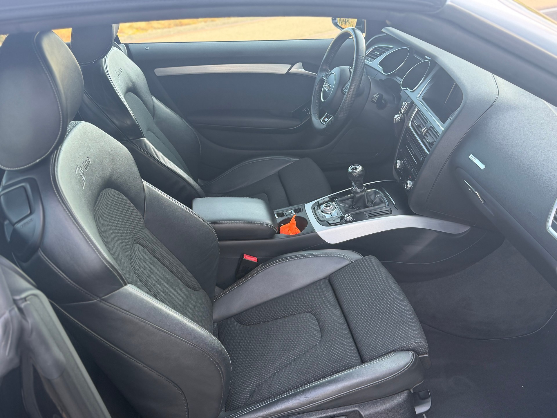 AUDI A5 Cabriolet 1.8 TFSI-image-13