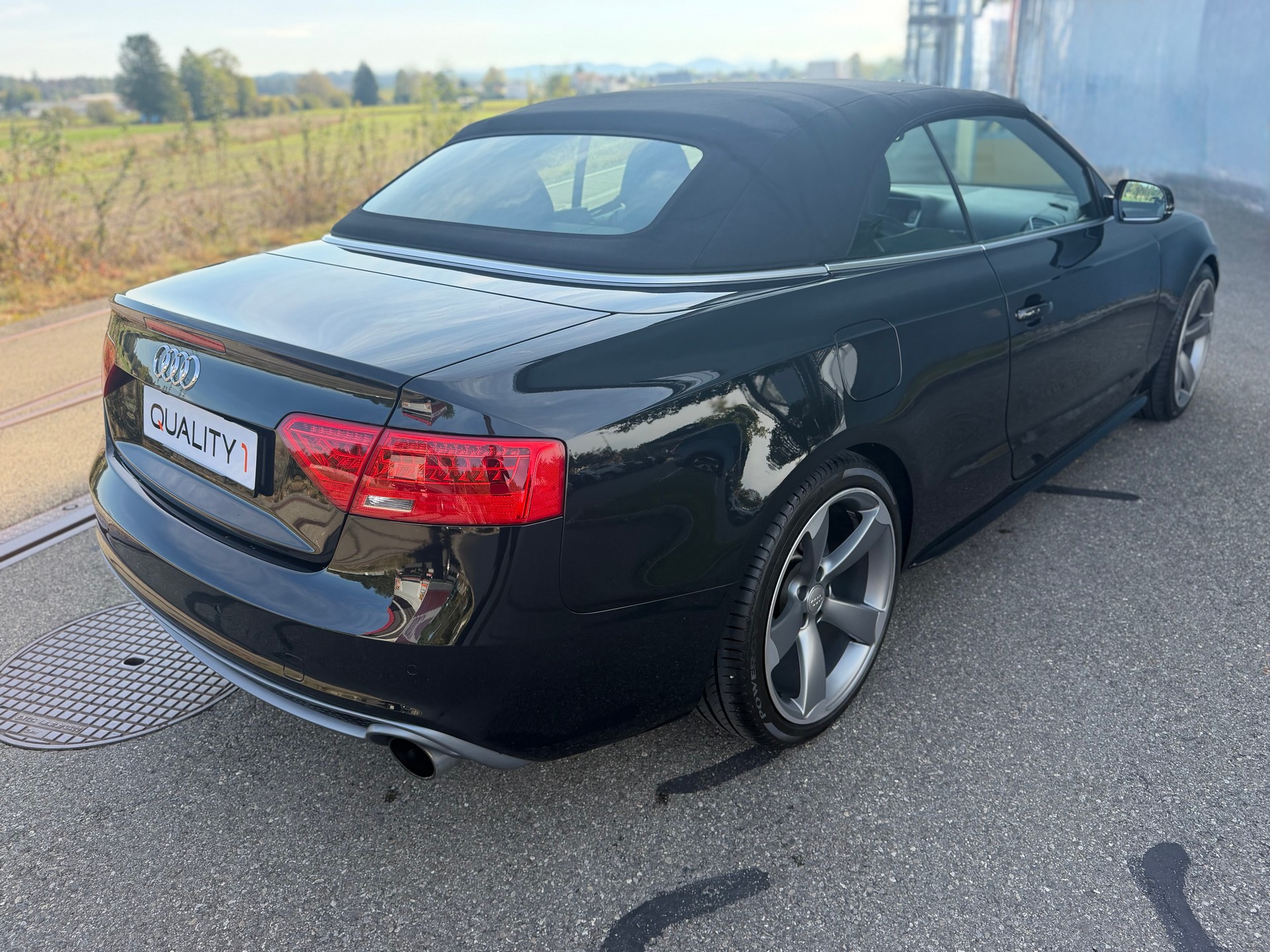 AUDI A5 Cabriolet 1.8 TFSI-image-6