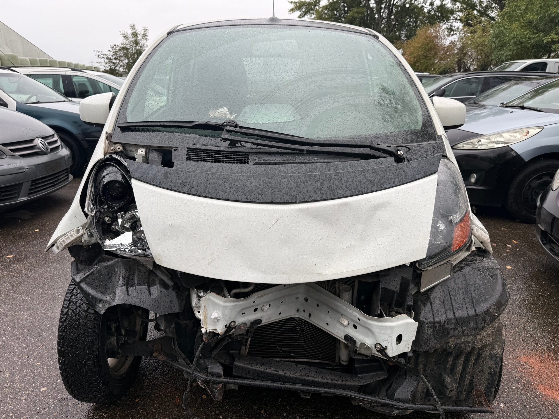 MITSUBISHI i MiEV-image-1