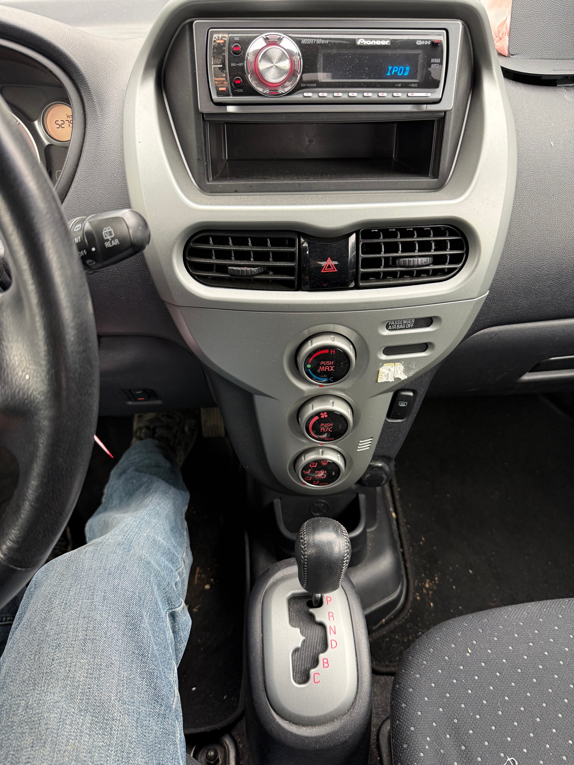 MITSUBISHI i MiEV-image-11
