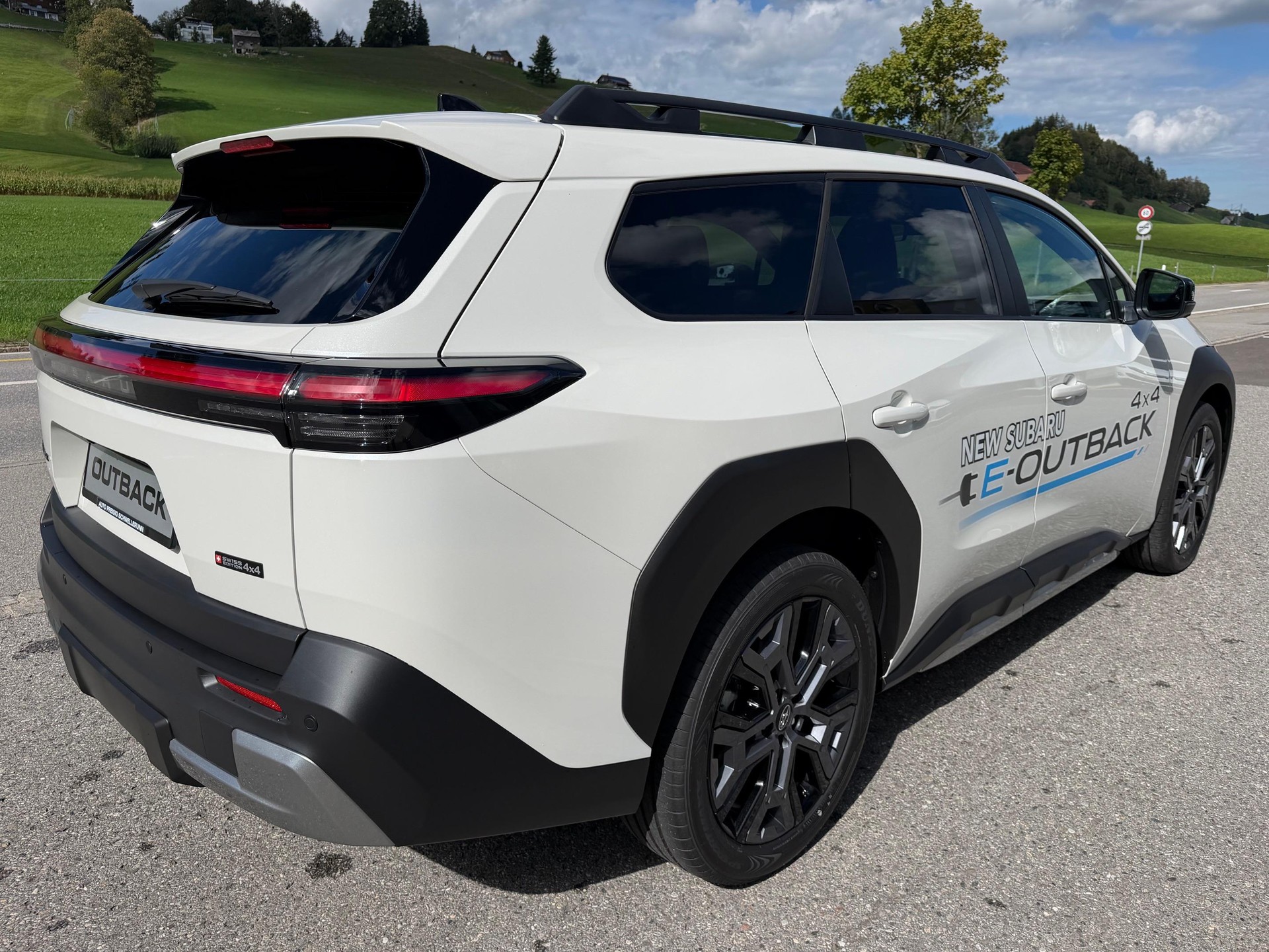 SUBARU E-Outback eV Luxury AWD-image-13