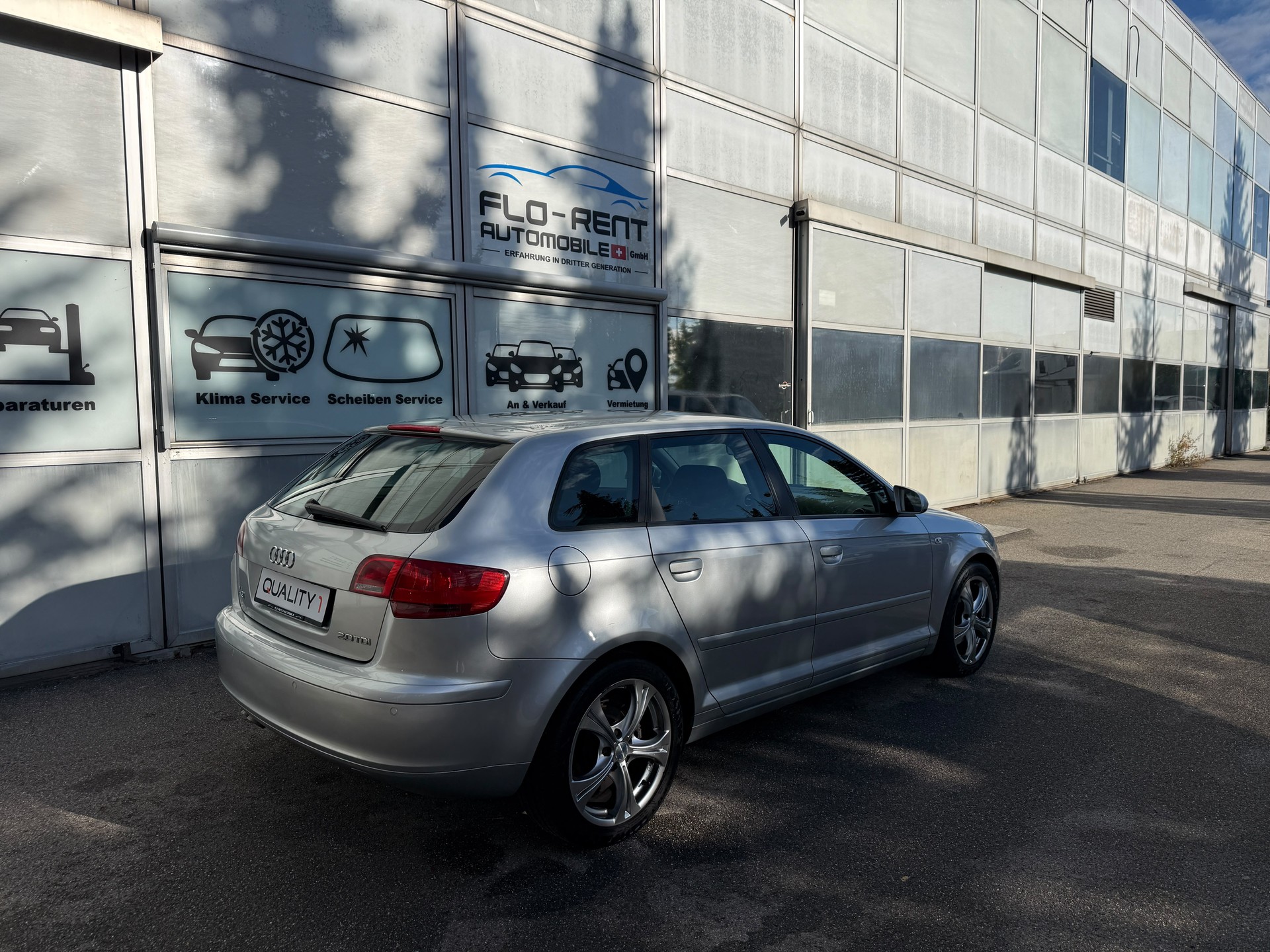 AUDI A3 Sportback 2.0 TDI Attraction || Frisch ab MFK-image-4