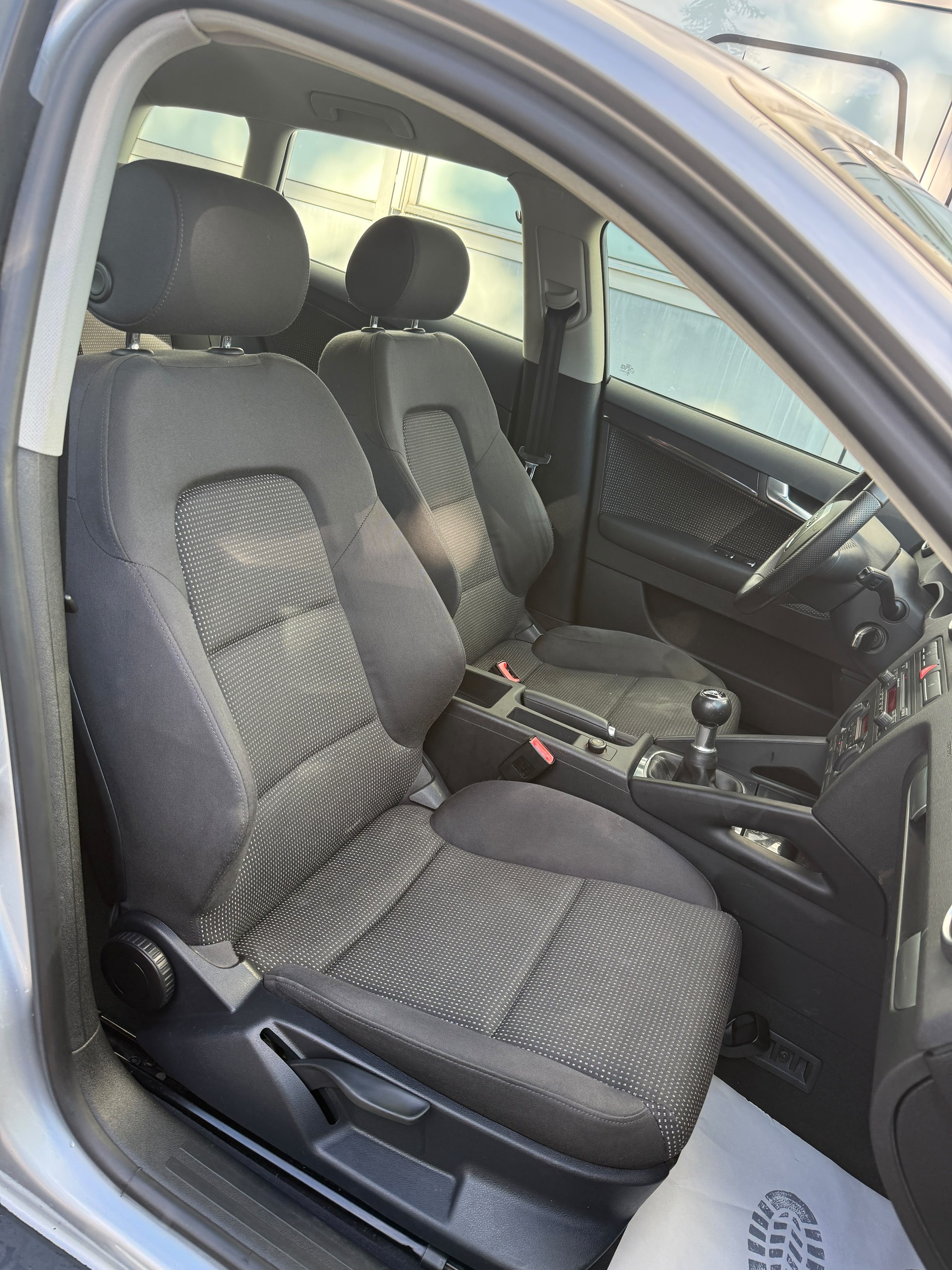 AUDI A3 Sportback 2.0 TDI Attraction || Frisch ab MFK-image-10