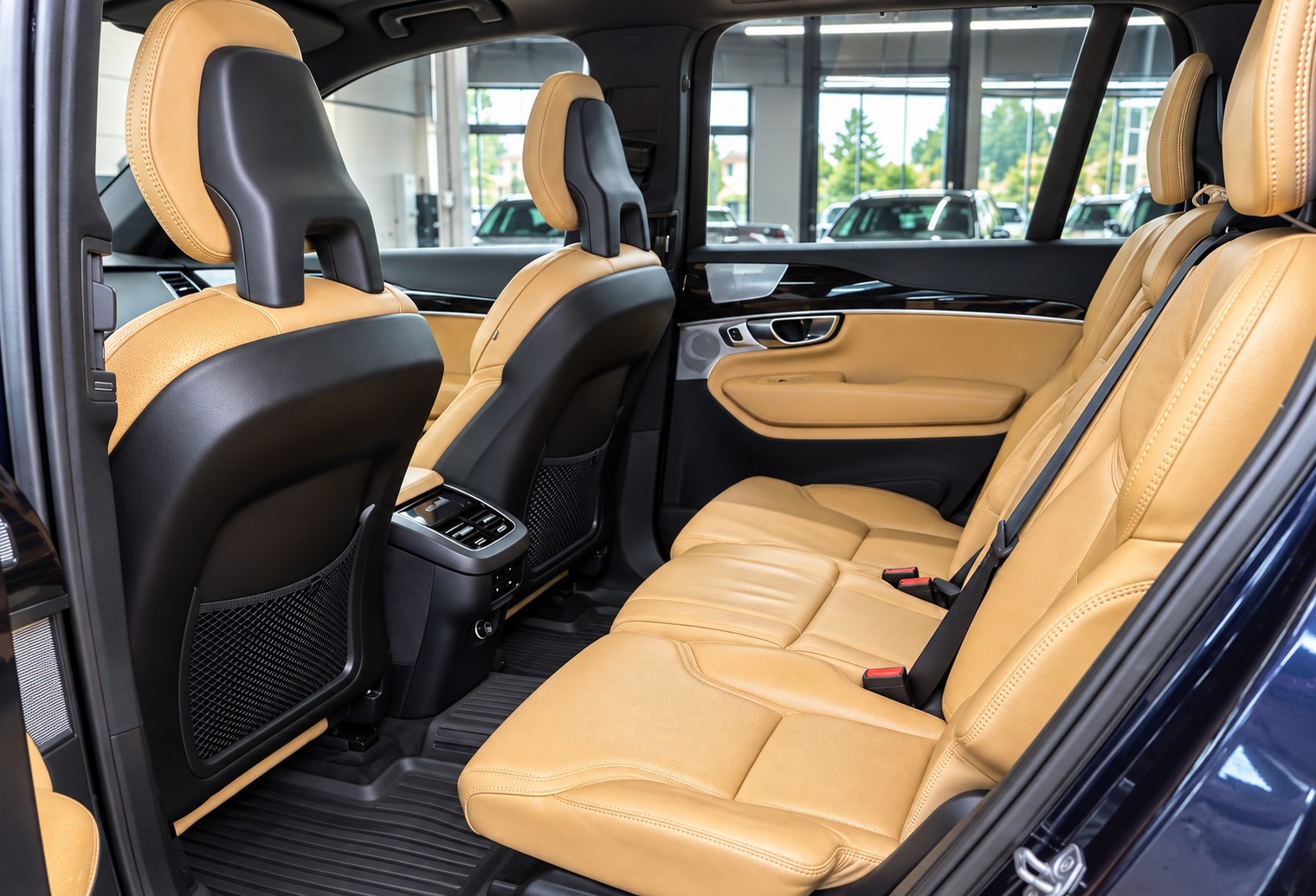 VOLVO XC90 D5 AWD Inscription Geartronic 7pl.-image-6