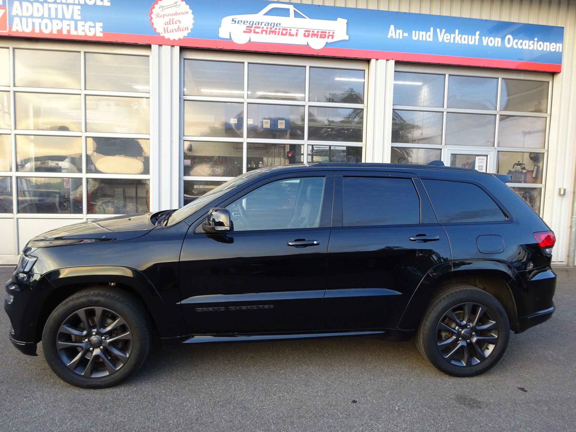 JEEP Grand Cherokee 3.0 CRD Night Eagle Automatic-image-5