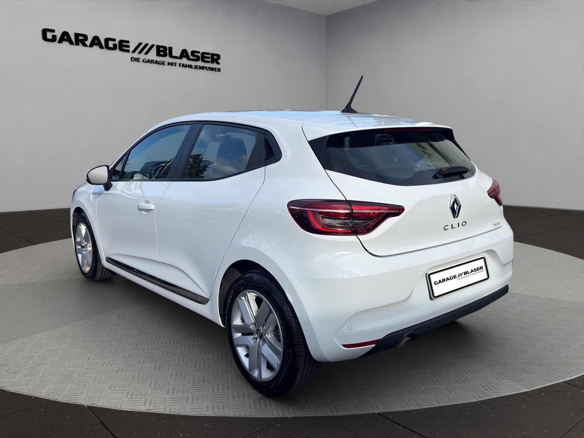 RENAULT Clio 1.0 Zen-image-2