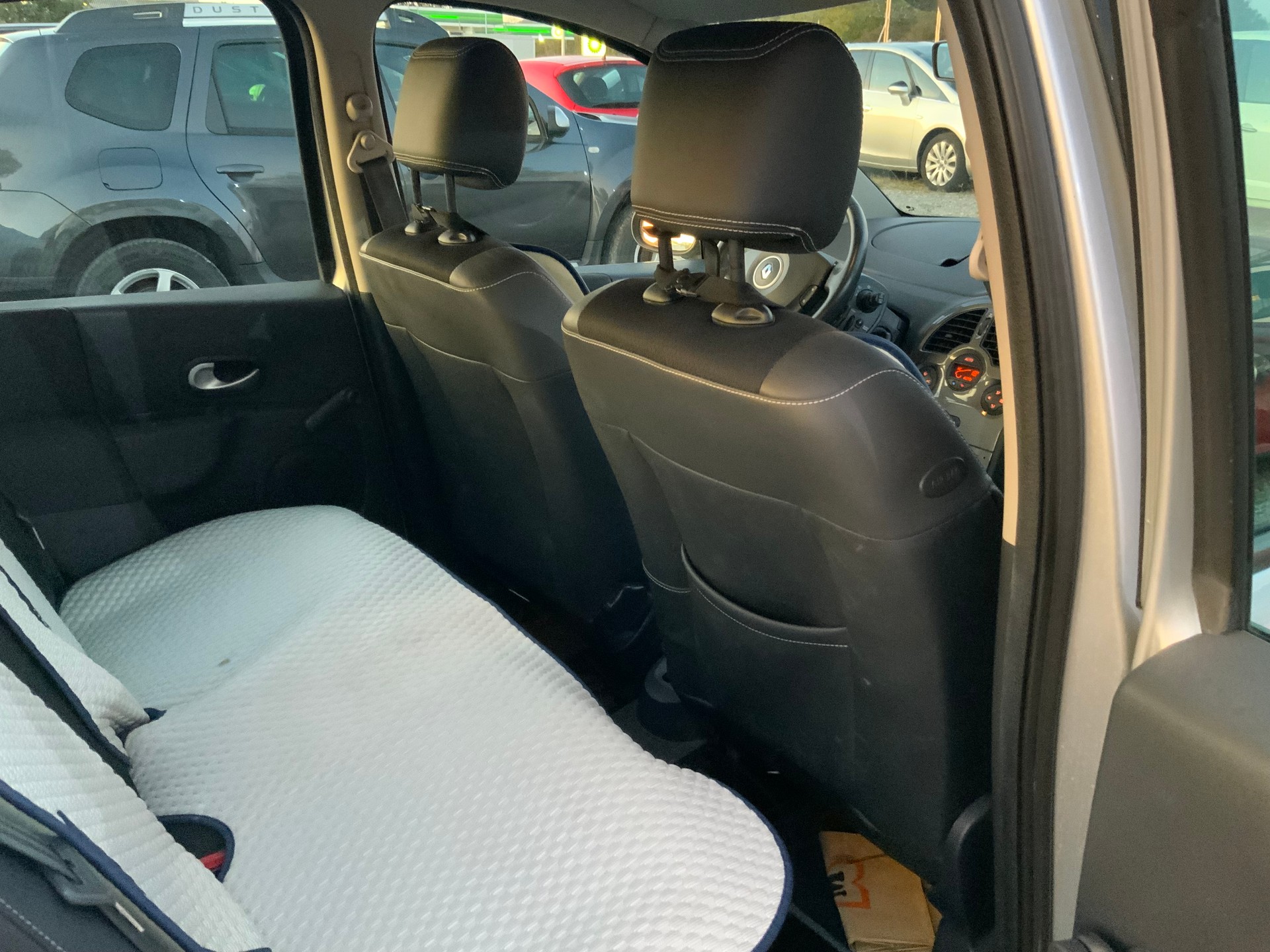 RENAULT Modus 1.6 16V Dynamique-image-10