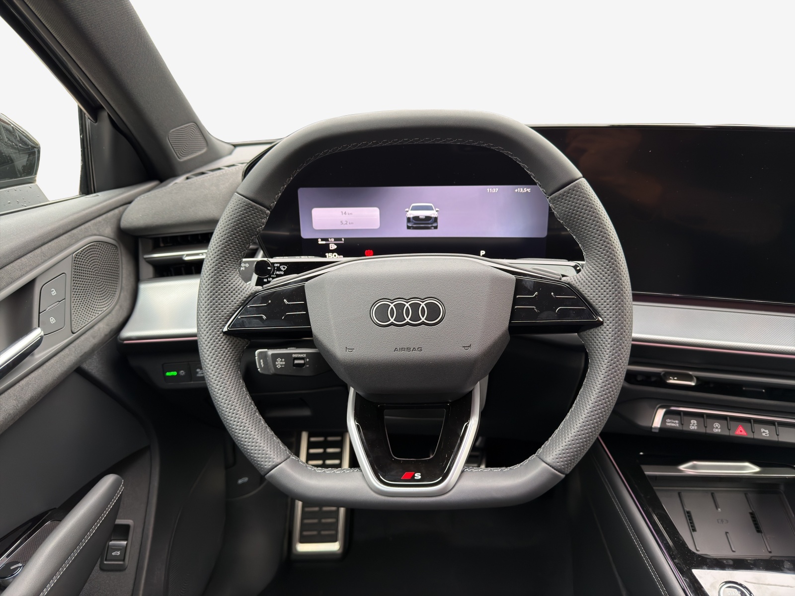 AUDI Q3 Sportback TFSI quattro 195 kW S tronic-image-9