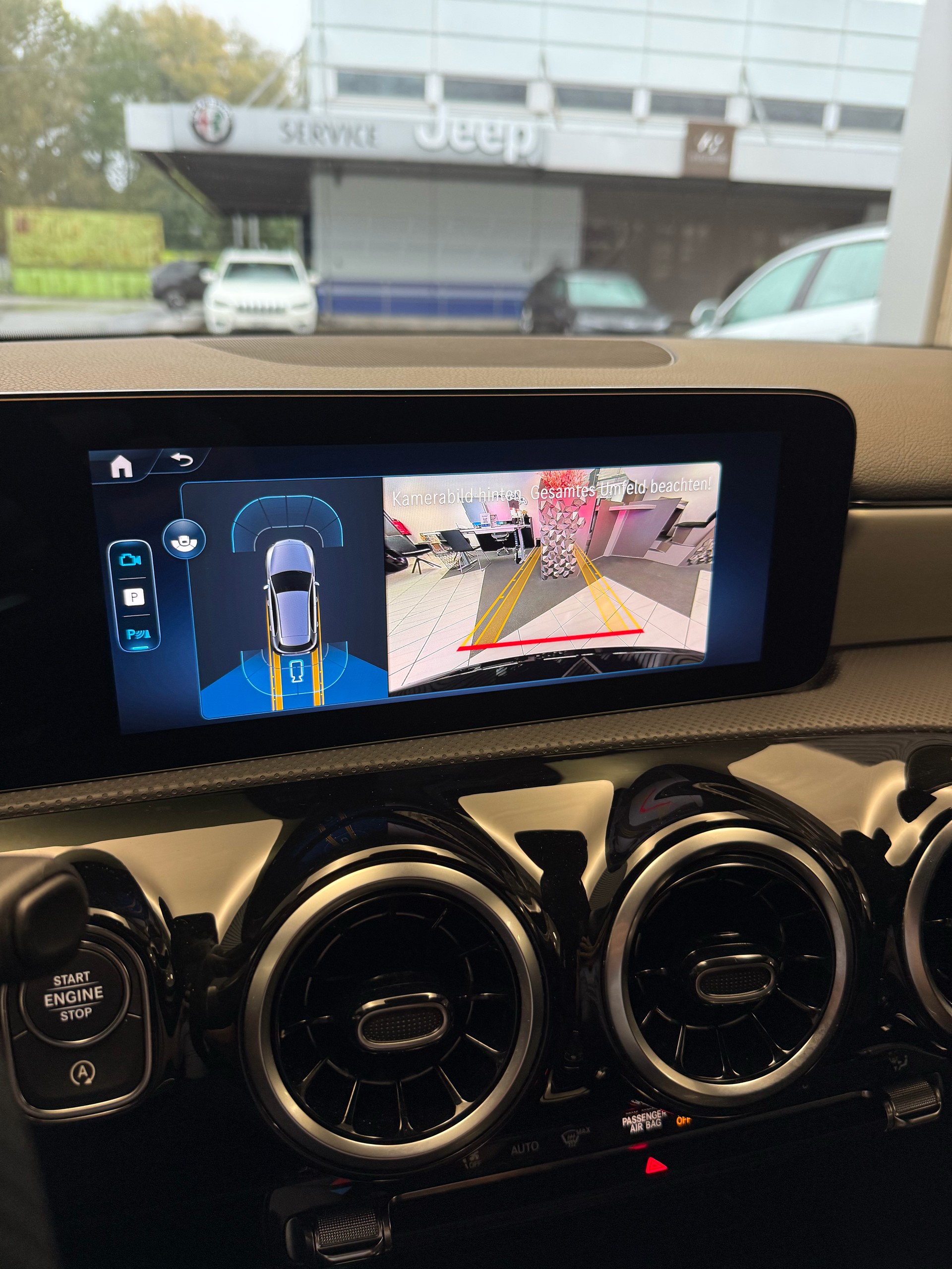 MERCEDES-BENZ A 200 Night Star 7G-DCT-image-14