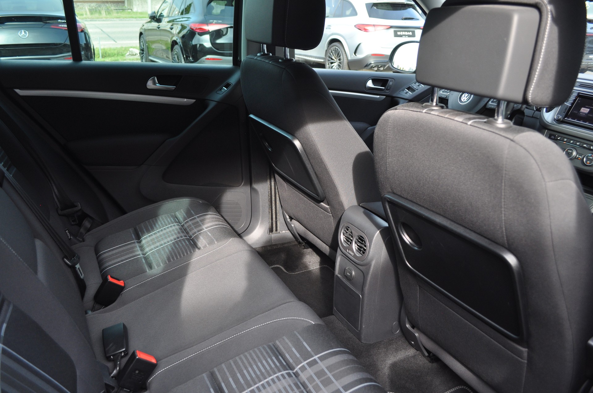 VW Tiguan 2.0TDI Lounge 4M-image-7