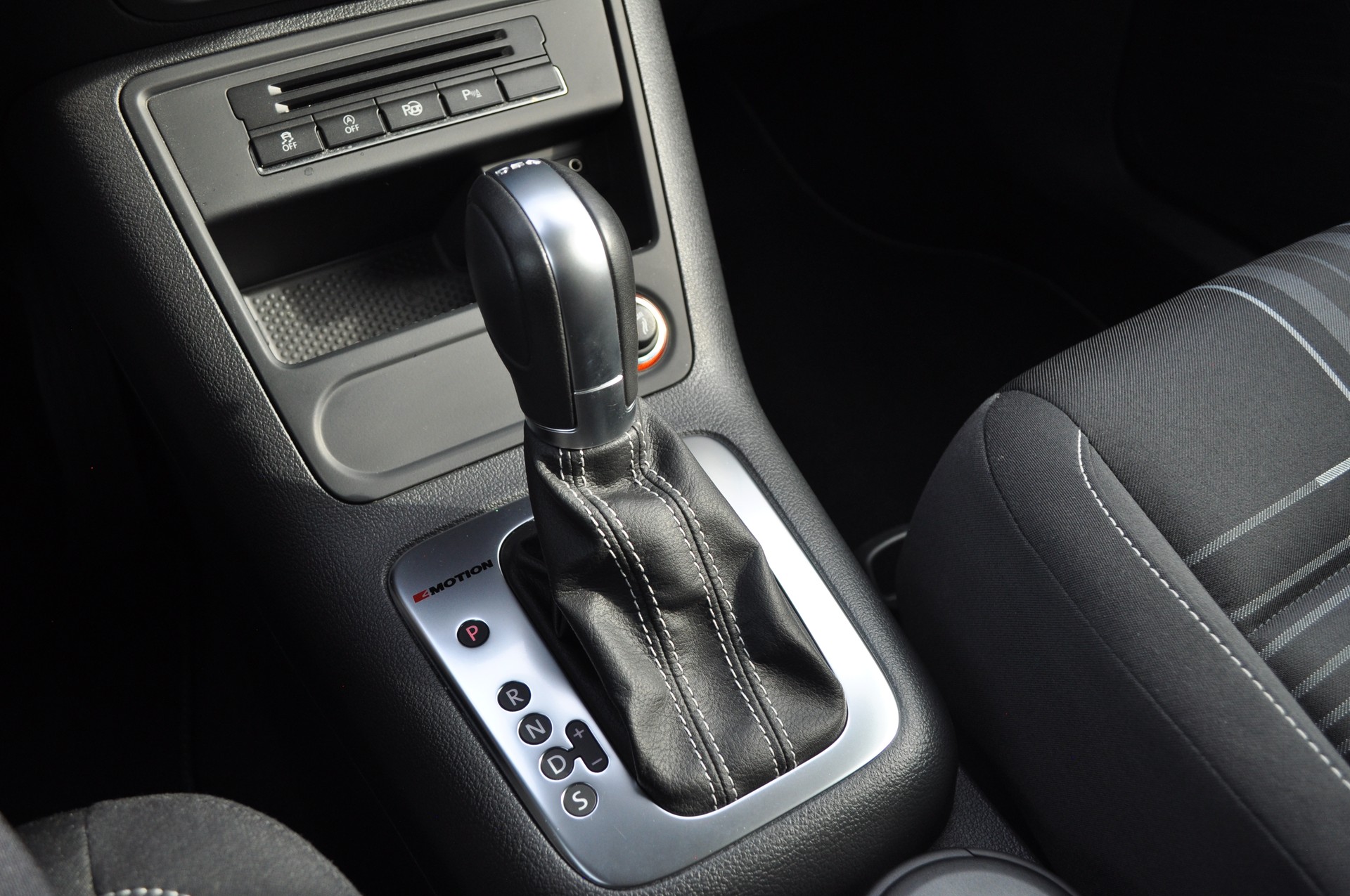 VW Tiguan 2.0TDI Lounge 4M-image-13