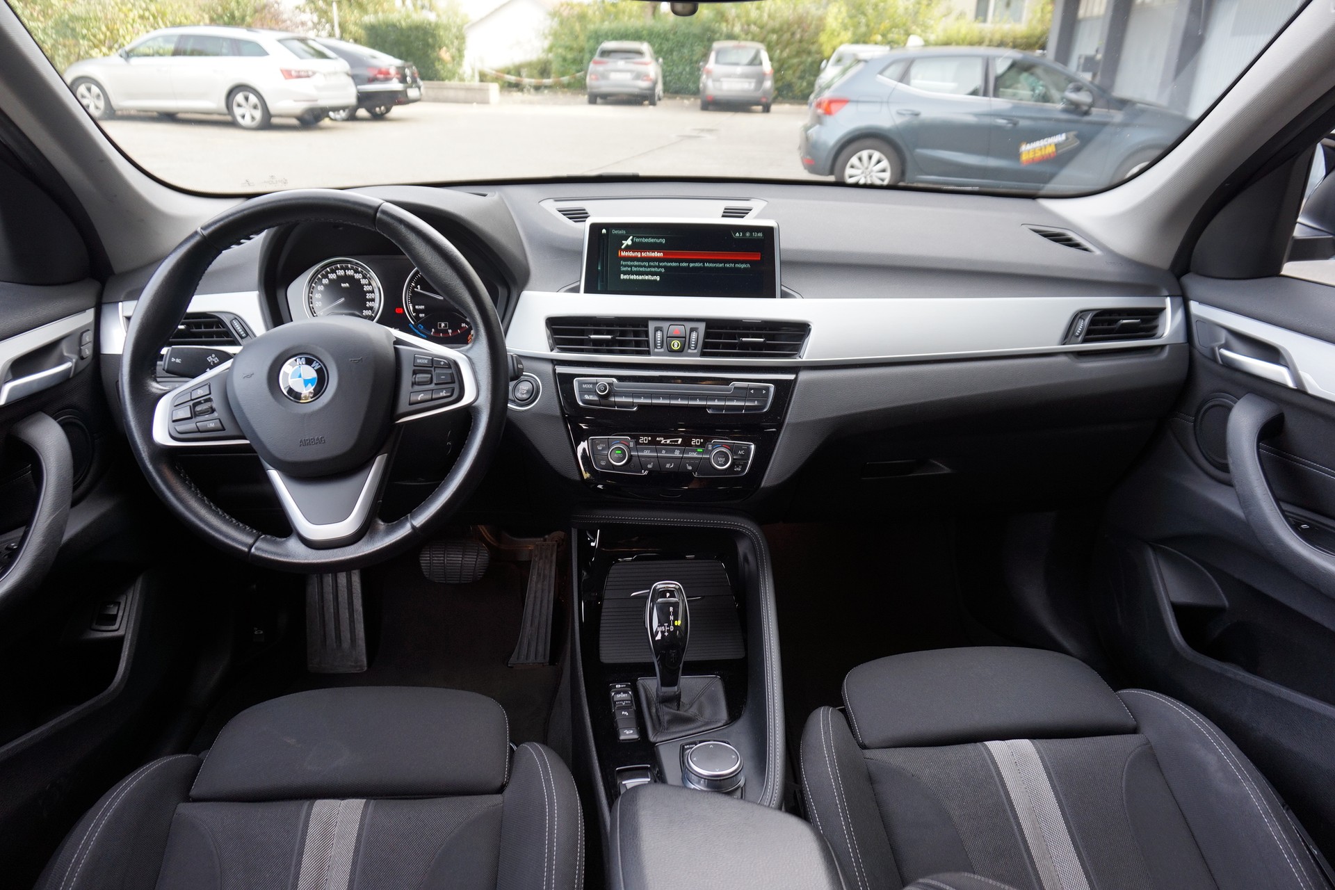BMW X1 xDrive 18d Sport Line Steptronic-image-6
