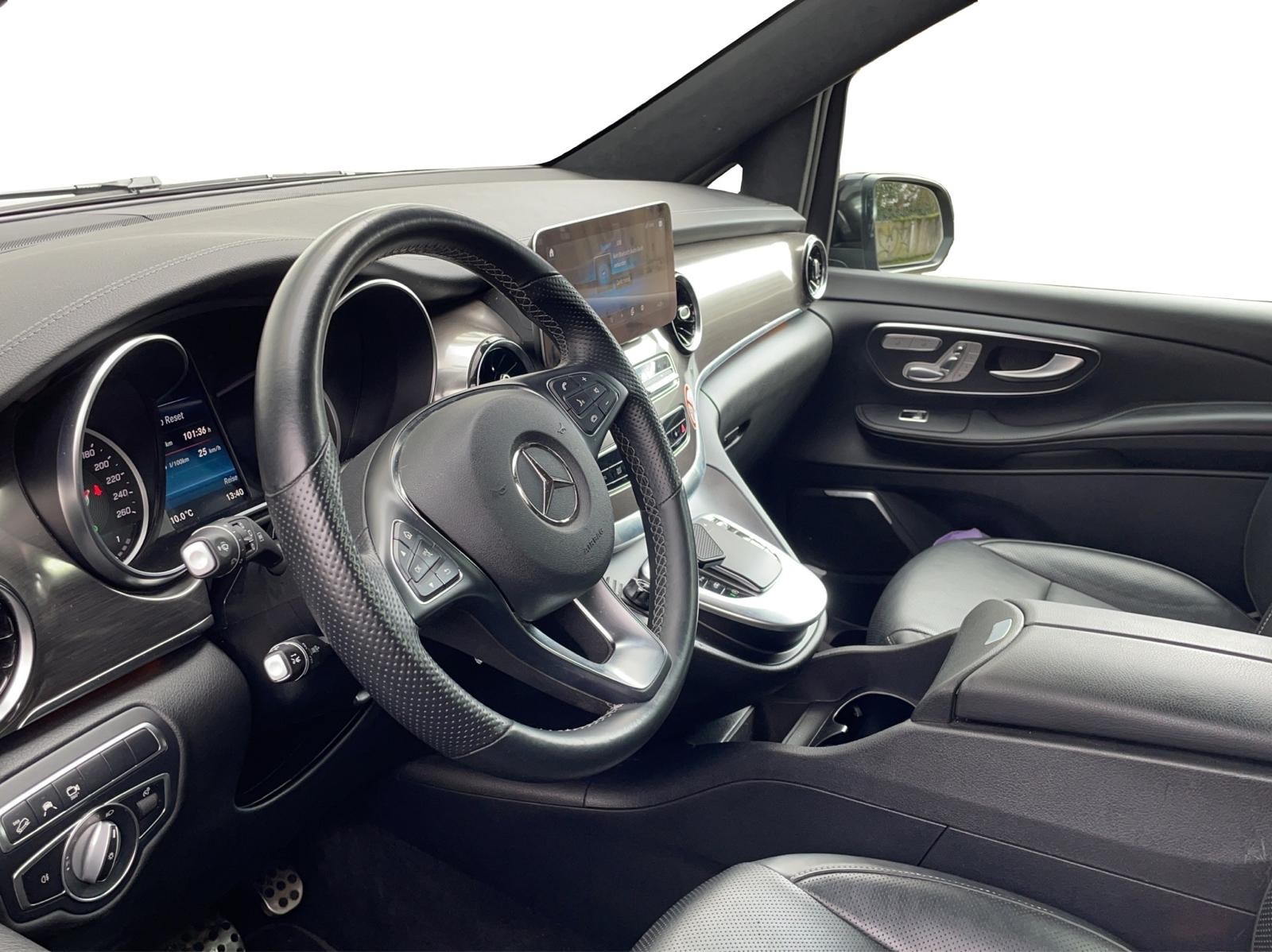 MERCEDES-BENZ V 300 d lang 4Matic 9G-Tronic-image-8