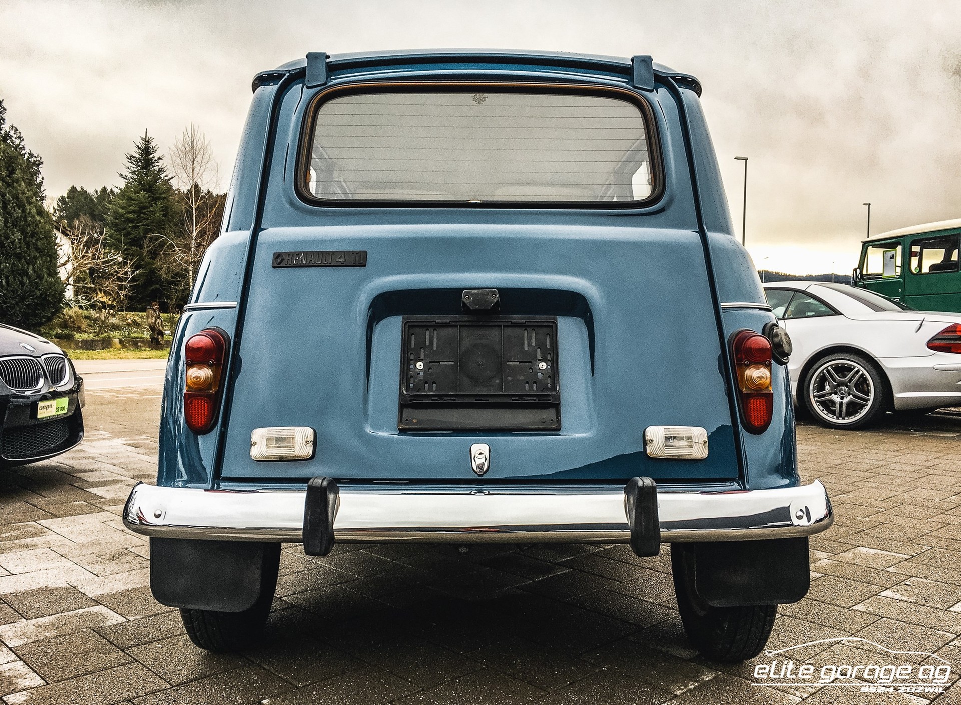 RENAULT R4 845 Export TL-image-5