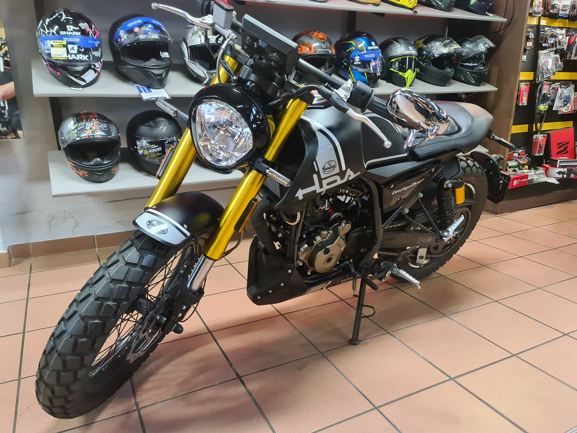 MONDIAL HPS 125-showroom-element-1