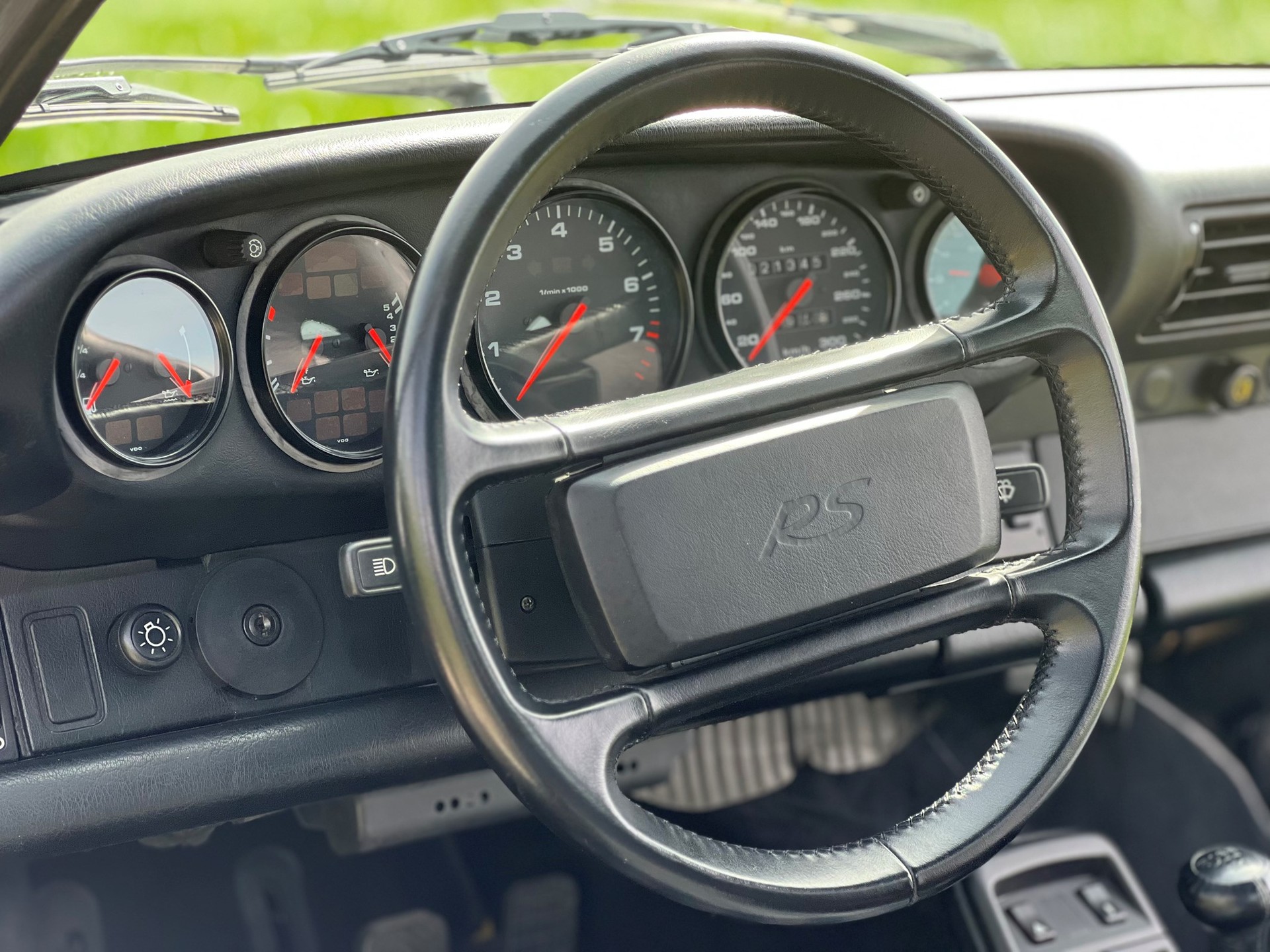 PORSCHE 911 Carrera 2 RS-image-6