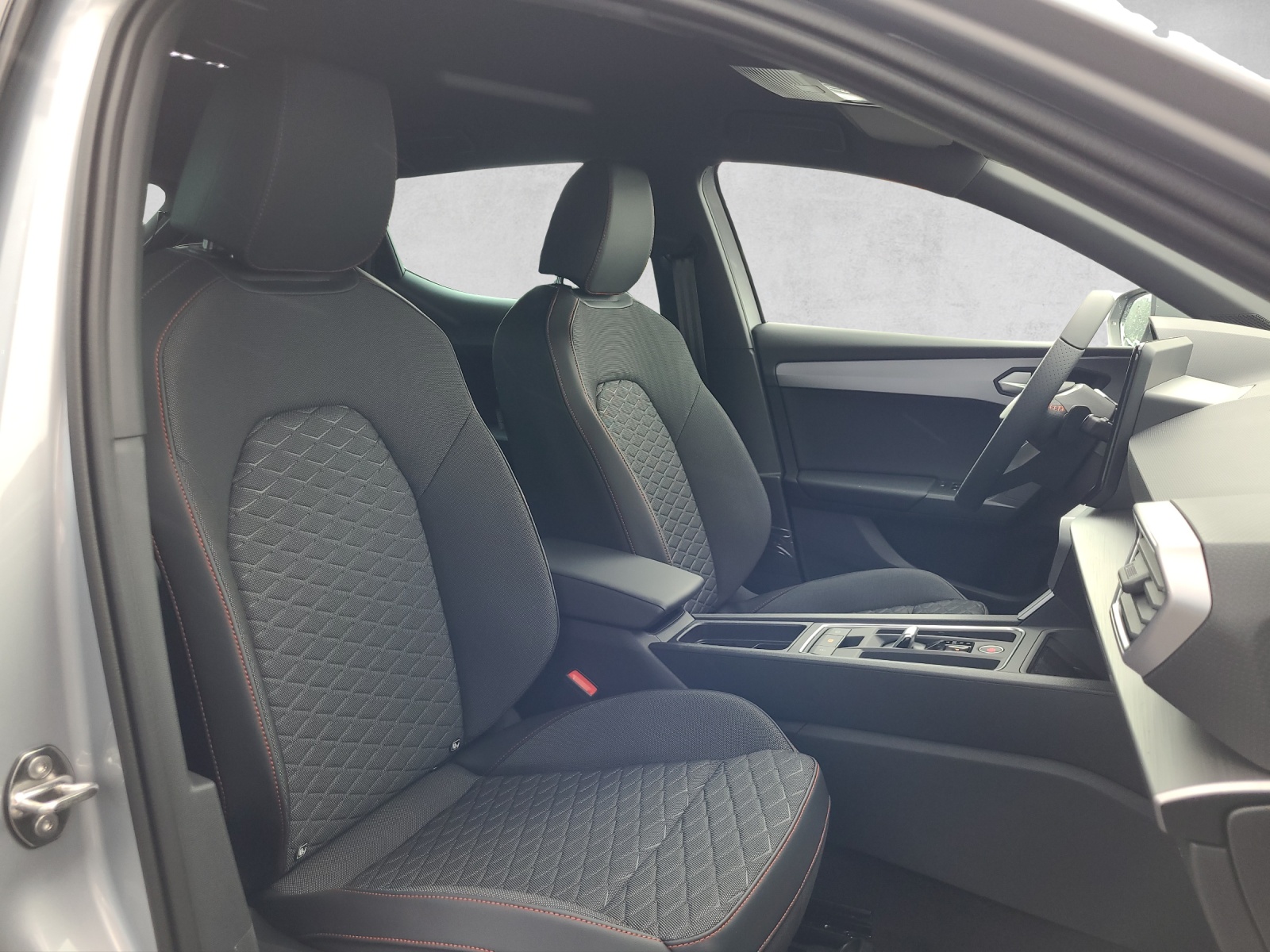SEAT Leon 1.4 eHybrid pHEV DSG Move FR-image-9