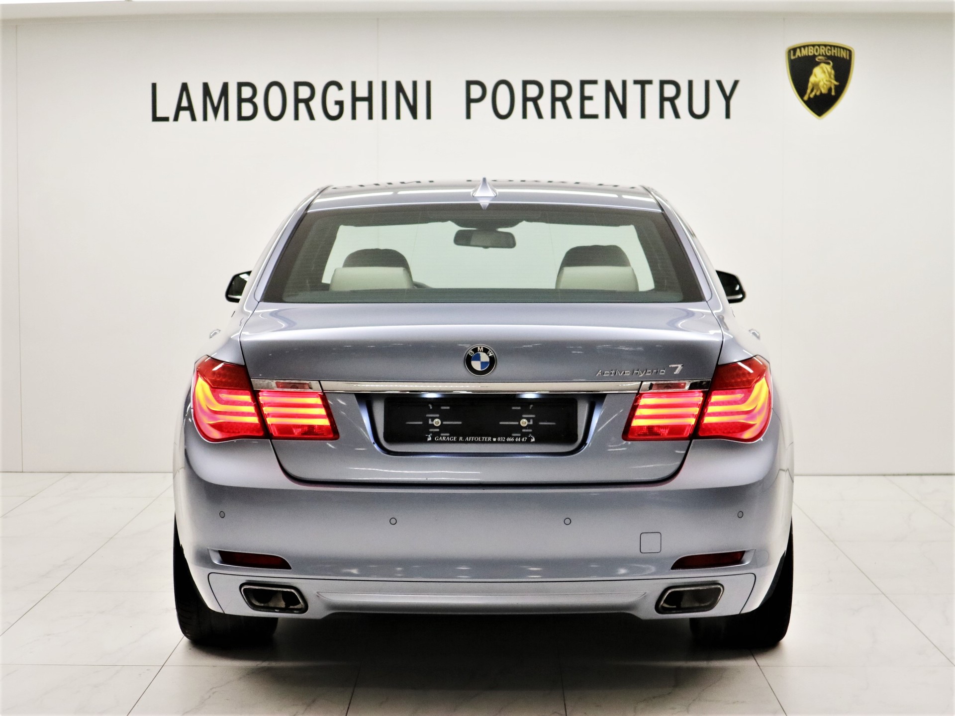 BMW 750i L-image-3