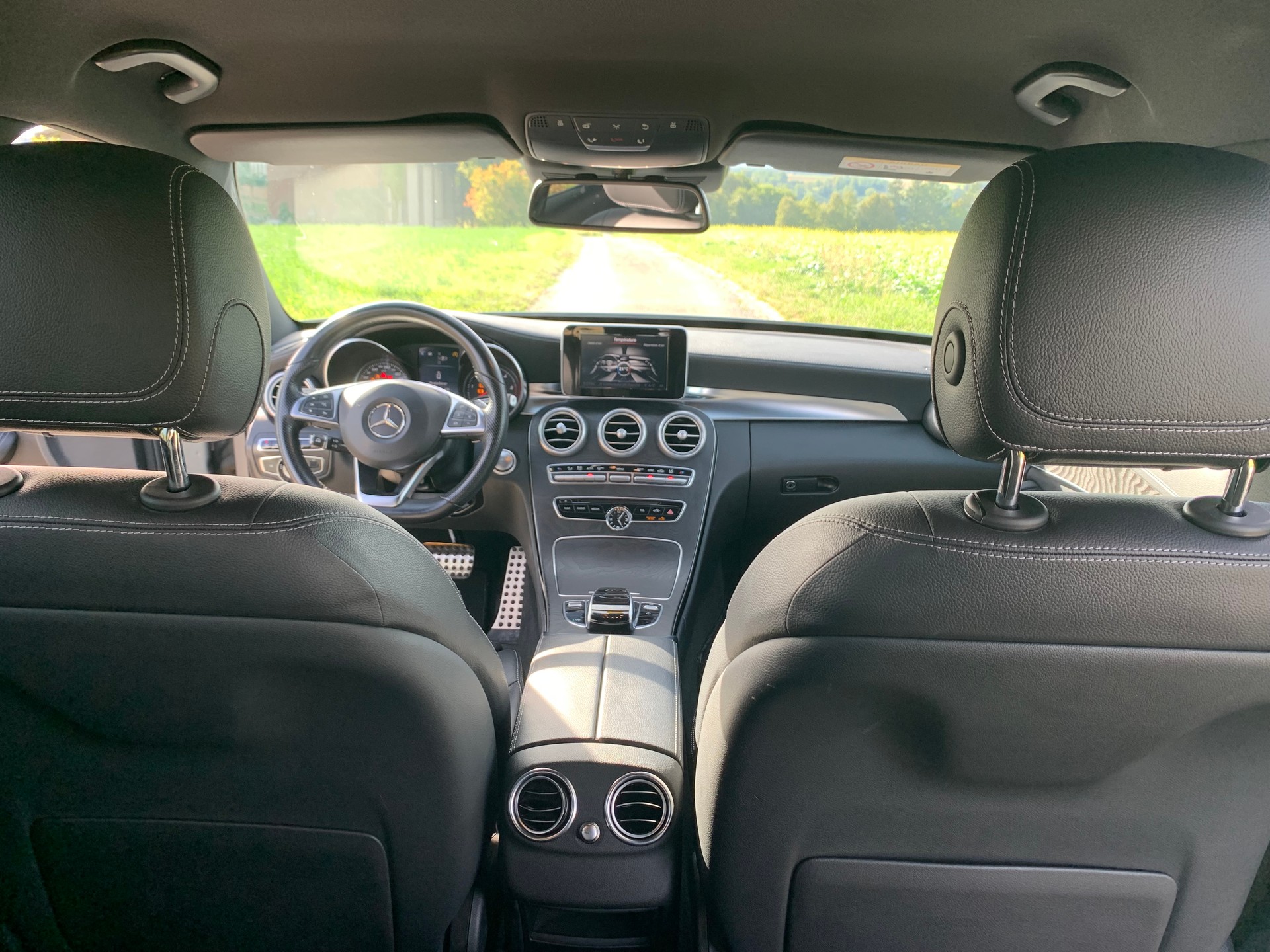 MERCEDES-BENZ C 250 BlueTEC AMG Line 4Matic 7G-Tronic-image-3