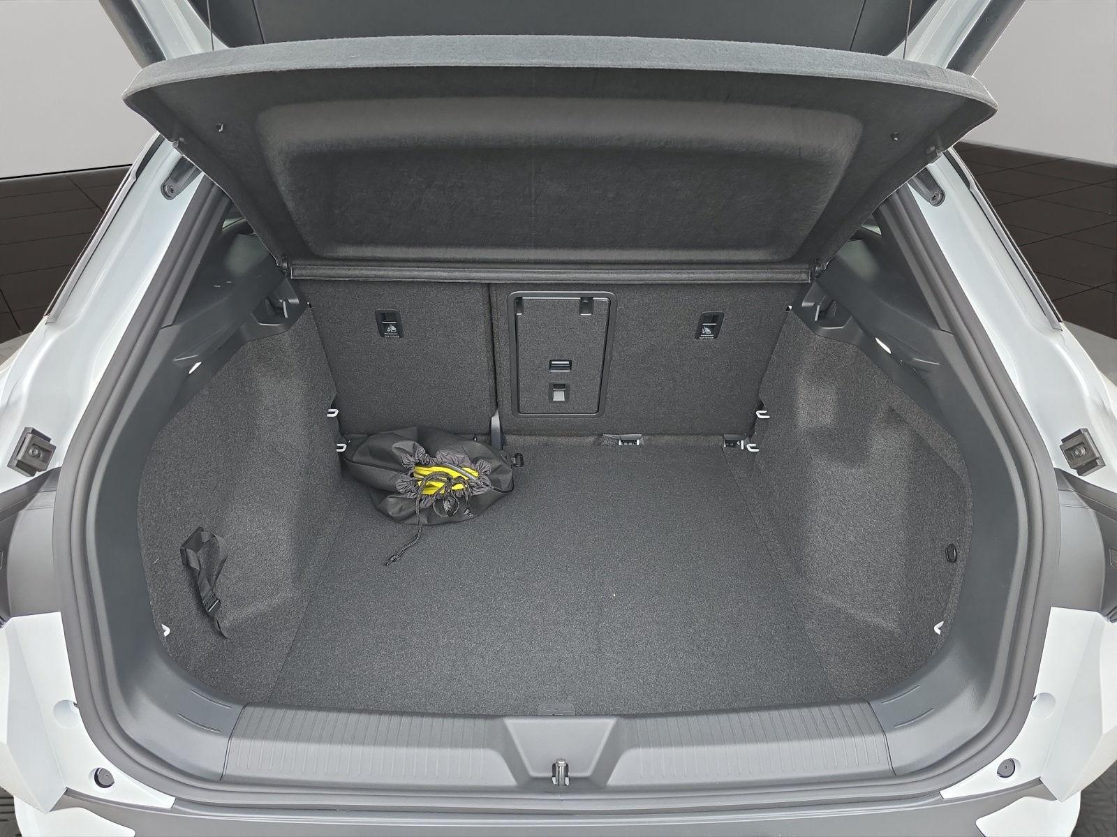 VW ID.4 Pro United 77 kWh 4 Motion-image-5