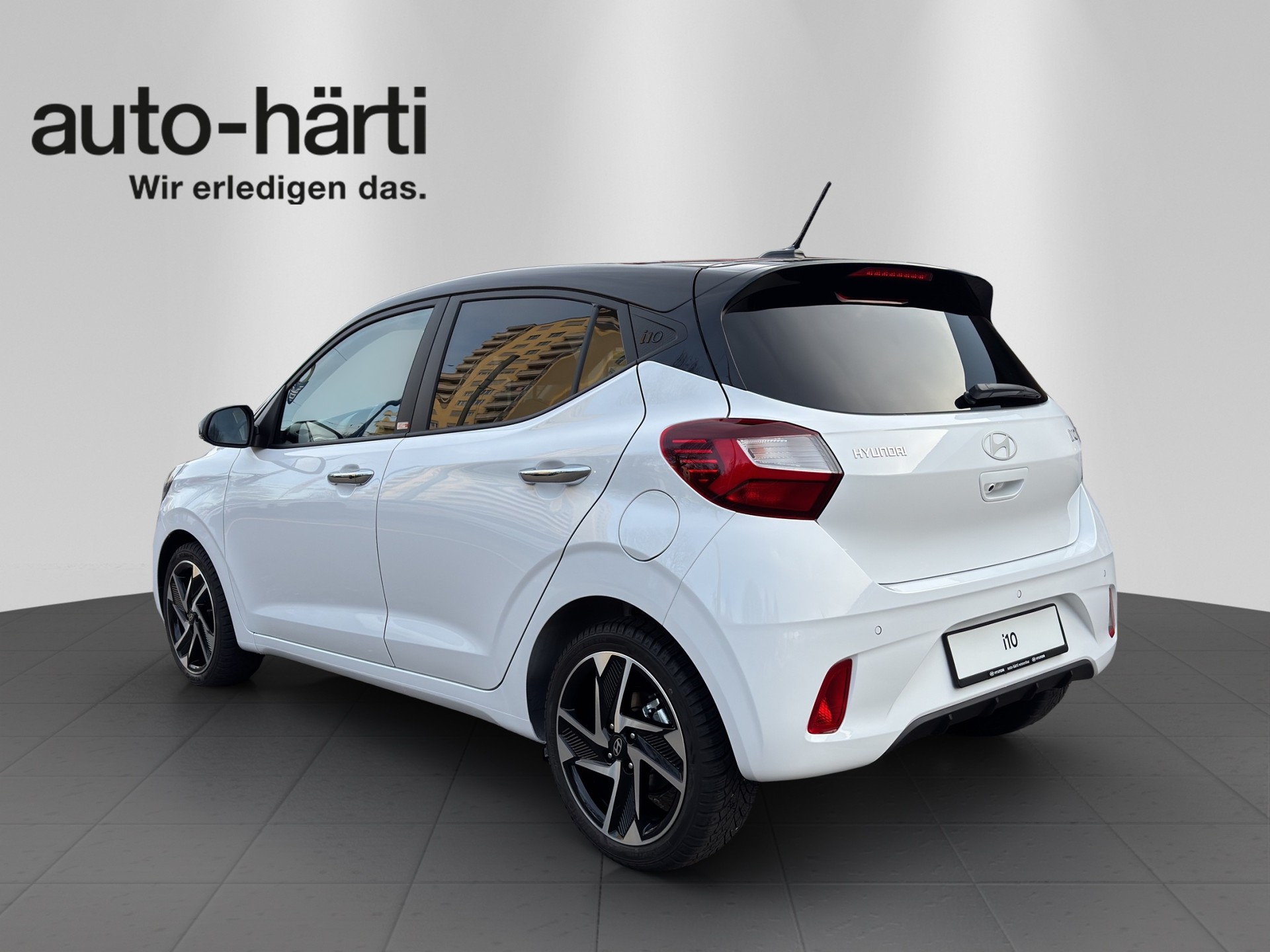 HYUNDAI i10 1.2 Vertex Aut.-image-2