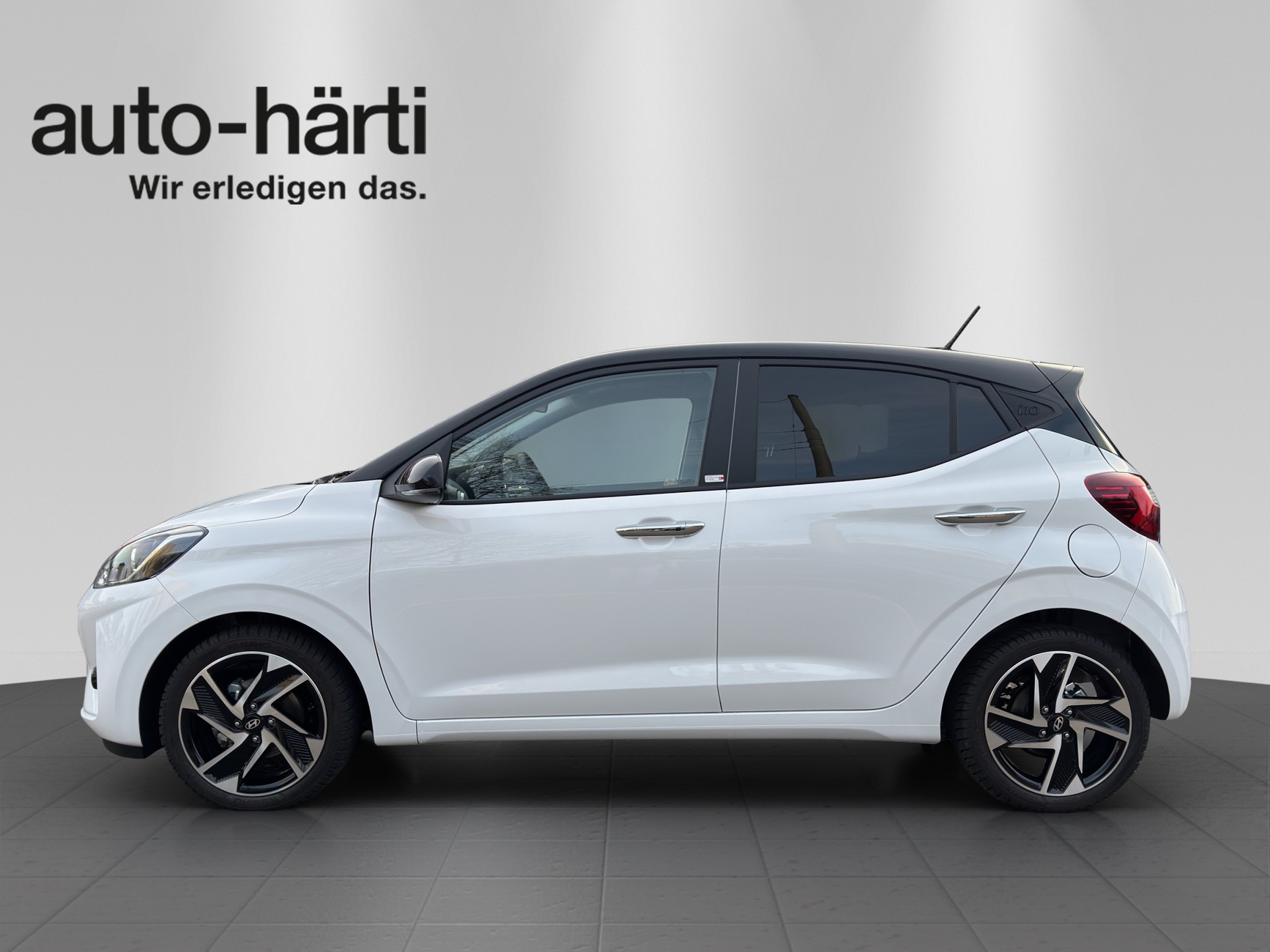 HYUNDAI i10 1.2 Vertex Aut.-image-1