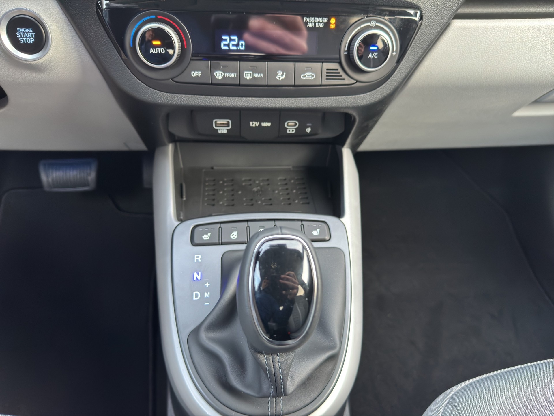 HYUNDAI i10 1.2 Vertex Aut.-image-18