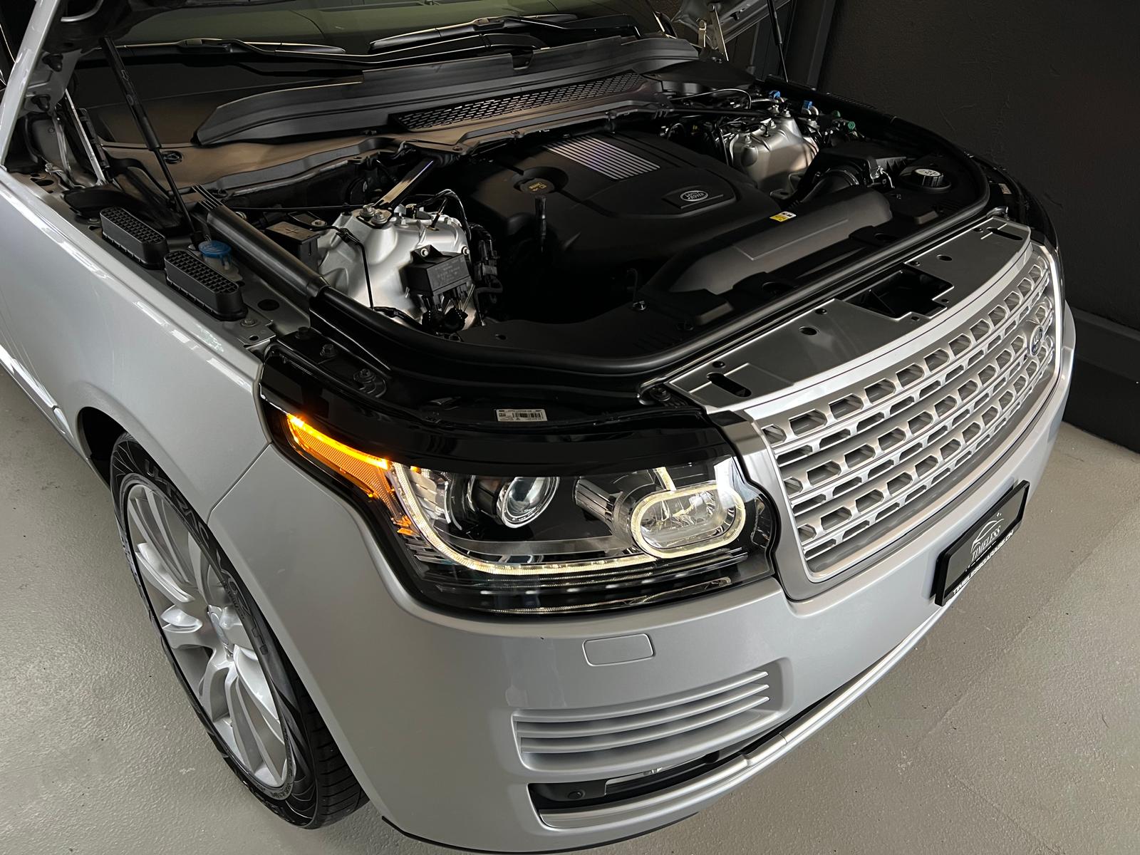 LAND ROVER Range Rover 3.0 TDV6 Vogue Automatic-image-2