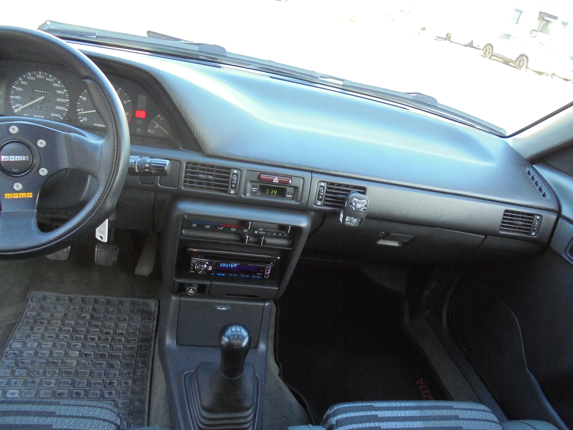 MAZDA 323 1.8i 16V GTX Turbo4WD-image-15