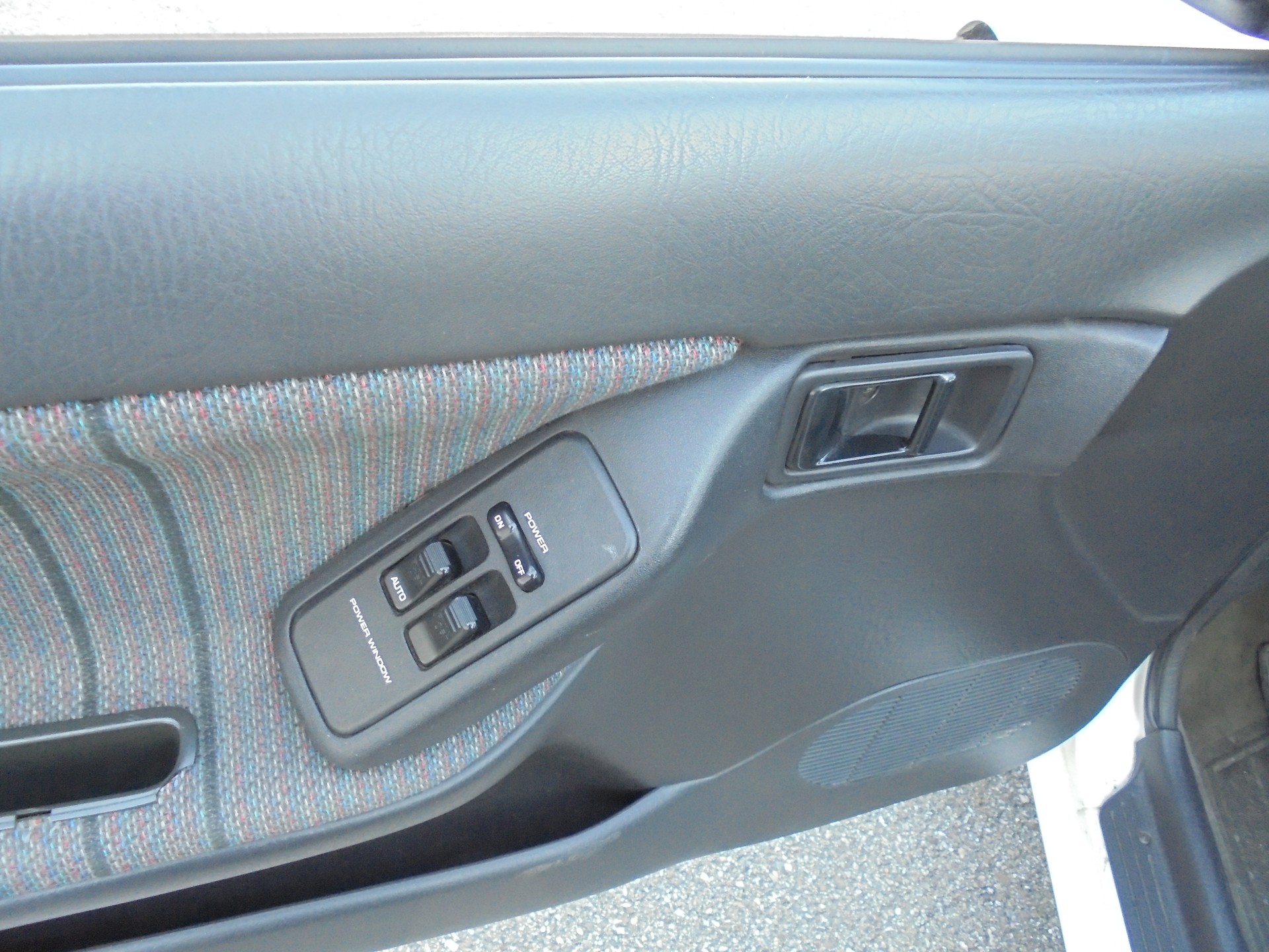 MAZDA 323 1.8i 16V GTX Turbo4WD-image-13
