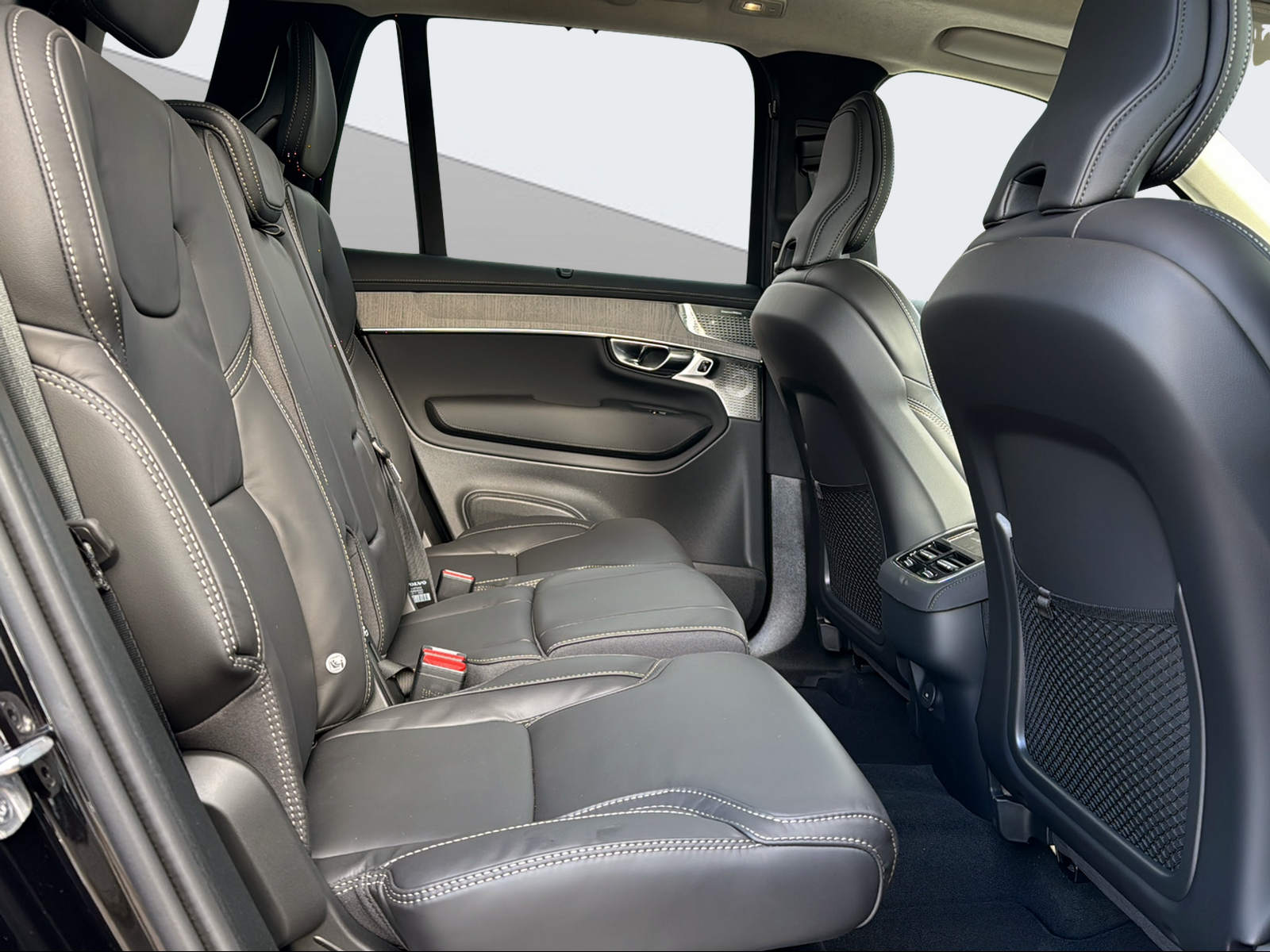 VOLVO XC90 2.0 B5 MH Ultra Bright AWD-image-10