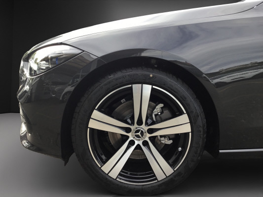 MERCEDES-BENZ C 220 d T 4 Matic-image-12