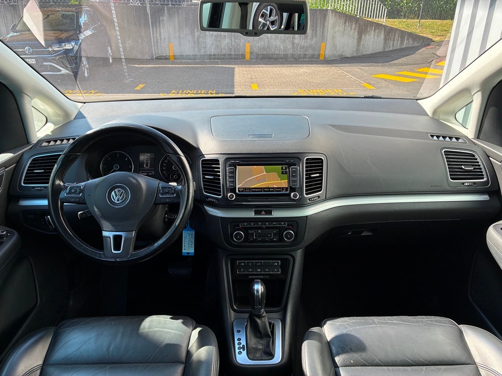 VW Sharan 2.0 TDI BlueMotion Technology Highline DSG-image-8