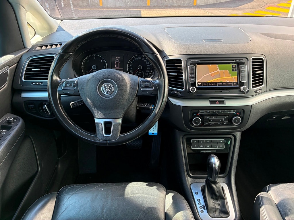 VW Sharan 2.0 TDI BlueMotion Technology Highline DSG-image-9