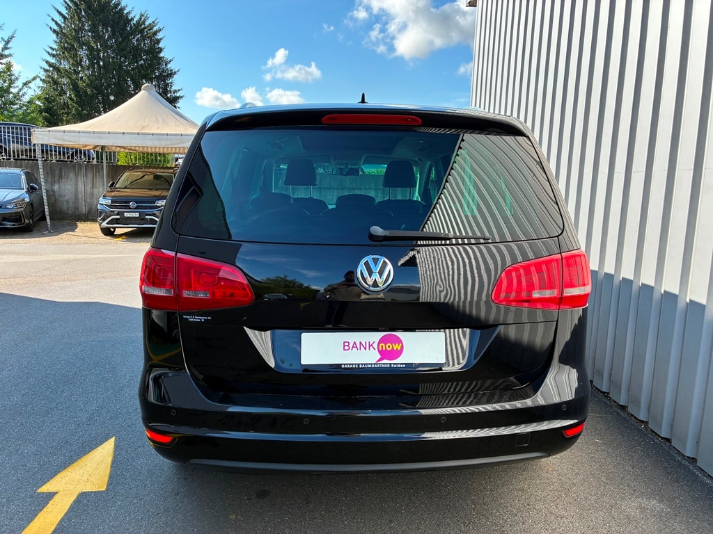 VW Sharan 2.0 TDI BlueMotion Technology Highline DSG-image-4