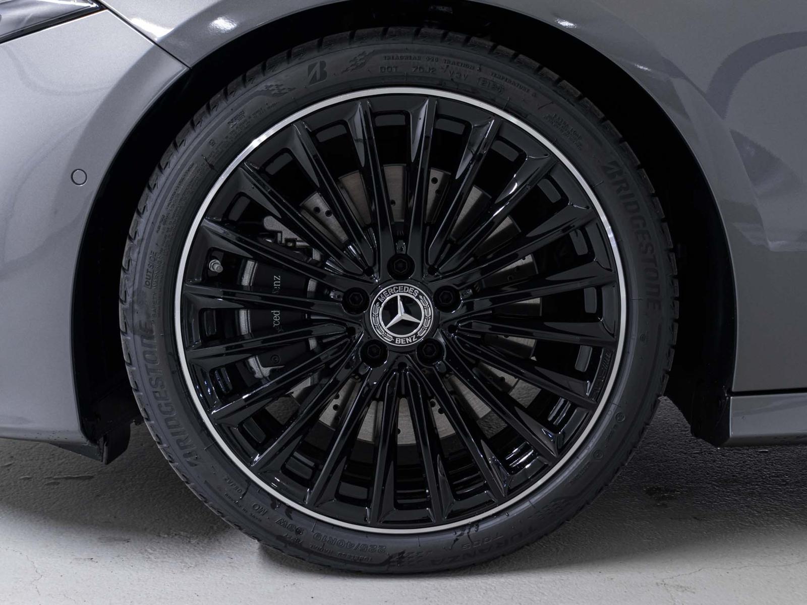 MERCEDES-BENZ A 250 4MATIC-image-14