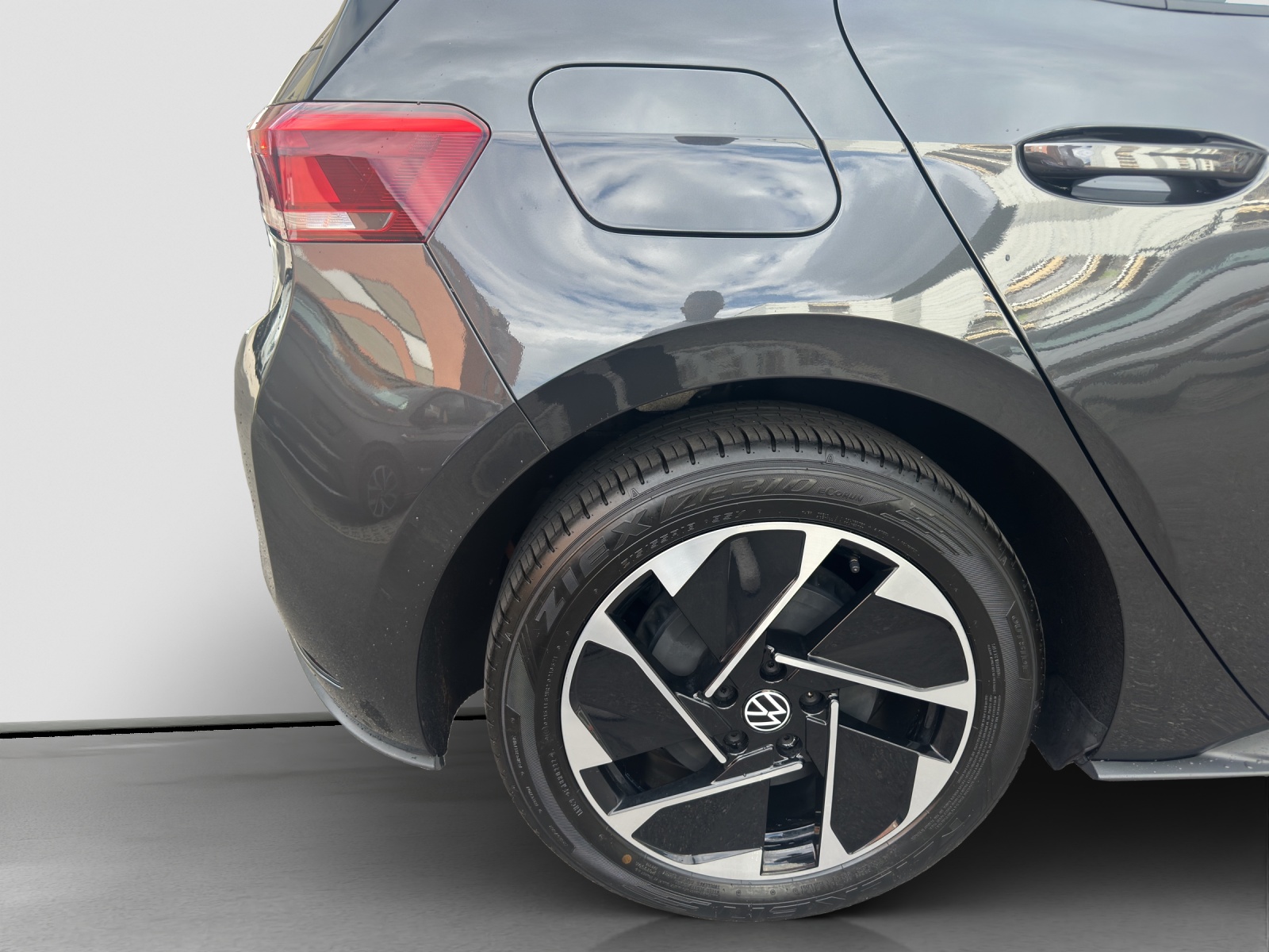 VW ID.3 Pro 58 kWh Basis-image-4