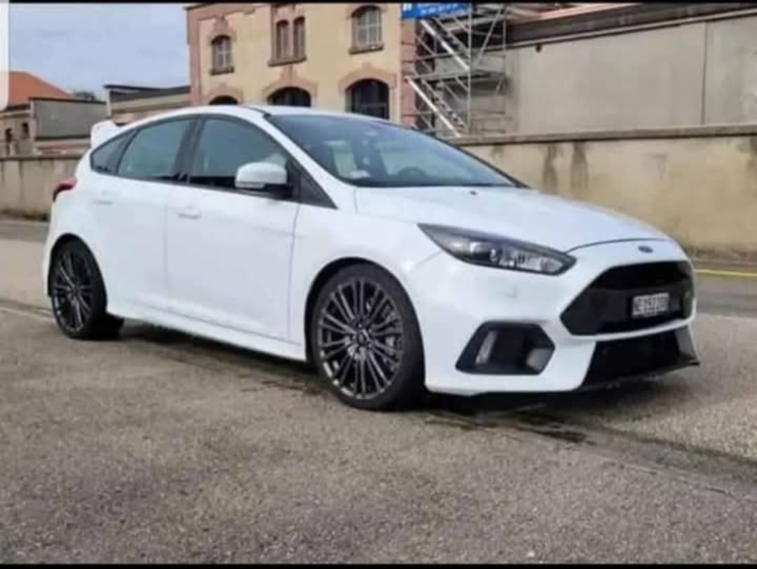 FORD Focus 2.3 EcoBoost RS AWD-image-1