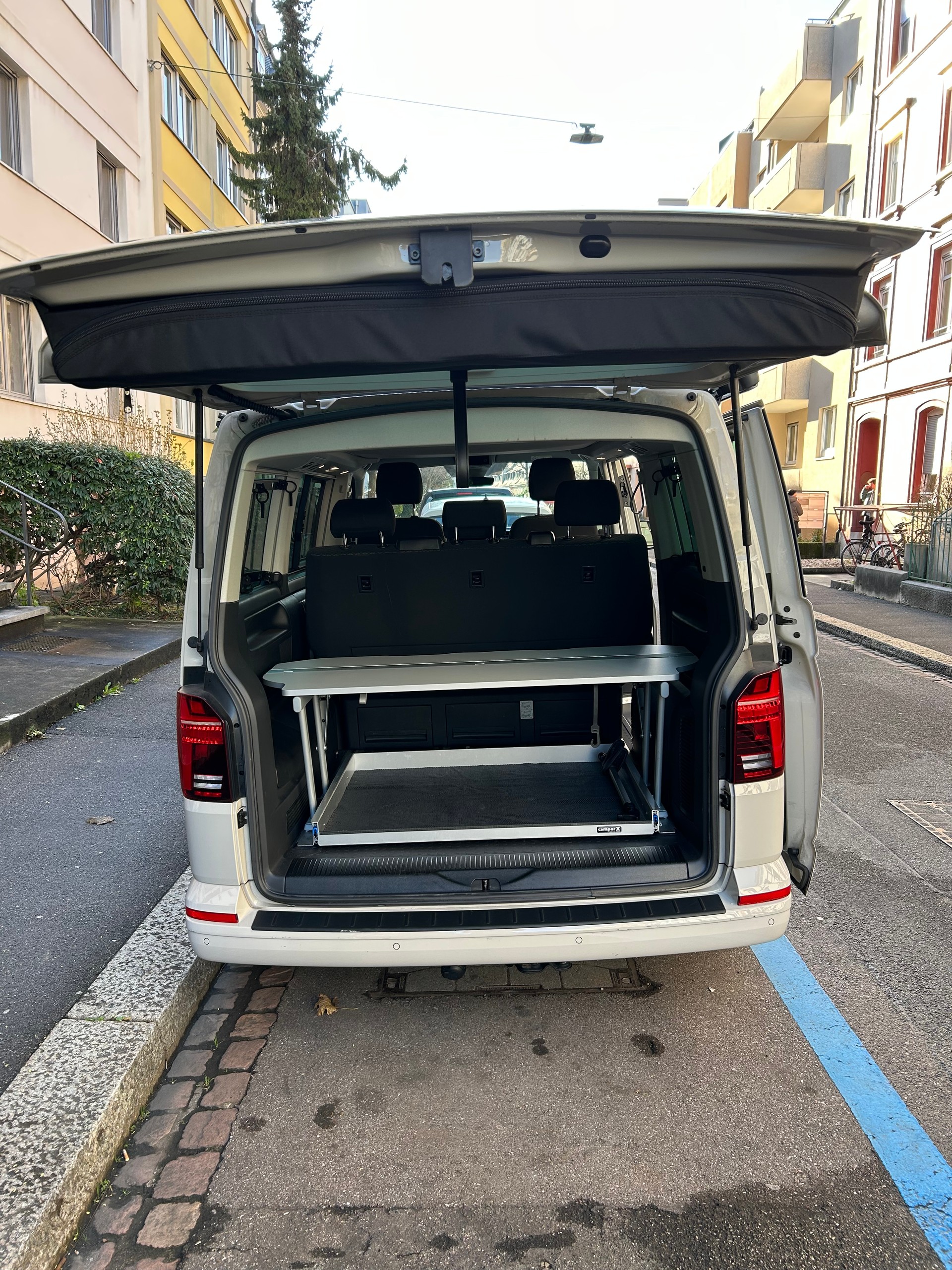 VW T6.1 California 2.0 TDI Beach Edition Liberty 4Motion DSG-image-4