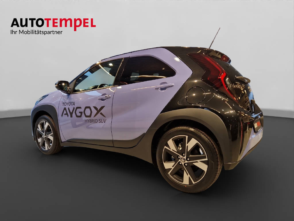 TOYOTA Aygo X 1.5 VVT-i HSD Trend 48141/004-image-2