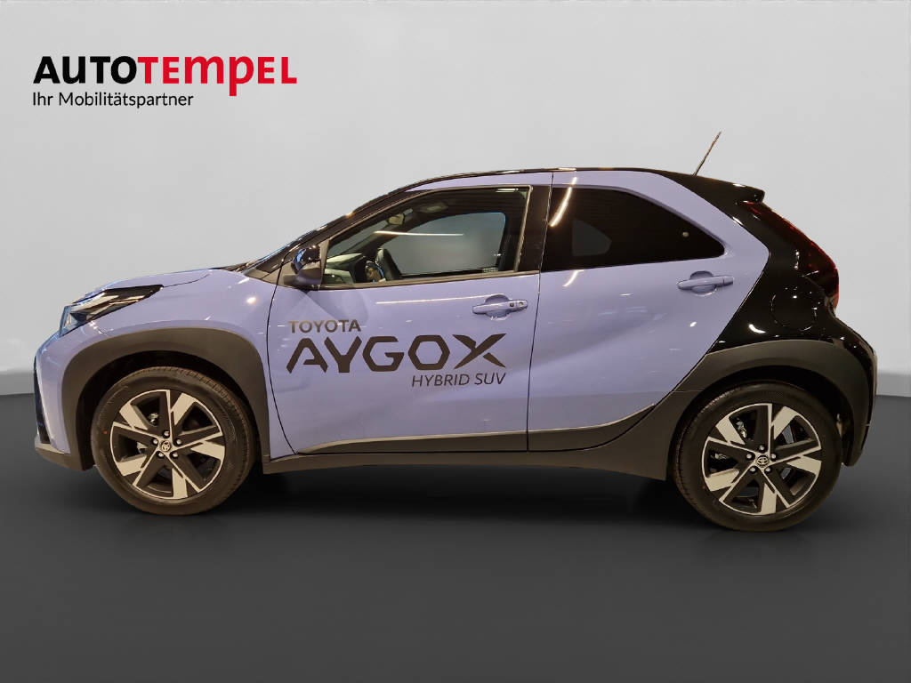 TOYOTA Aygo X 1.5 VVT-i HSD Trend 48141/004-image-1