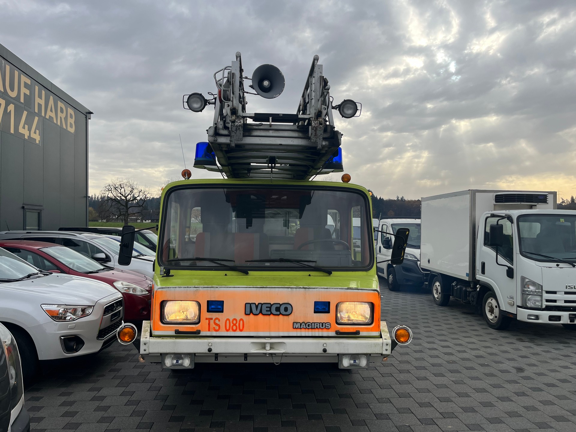 IVECO 120-25 AN-image-0