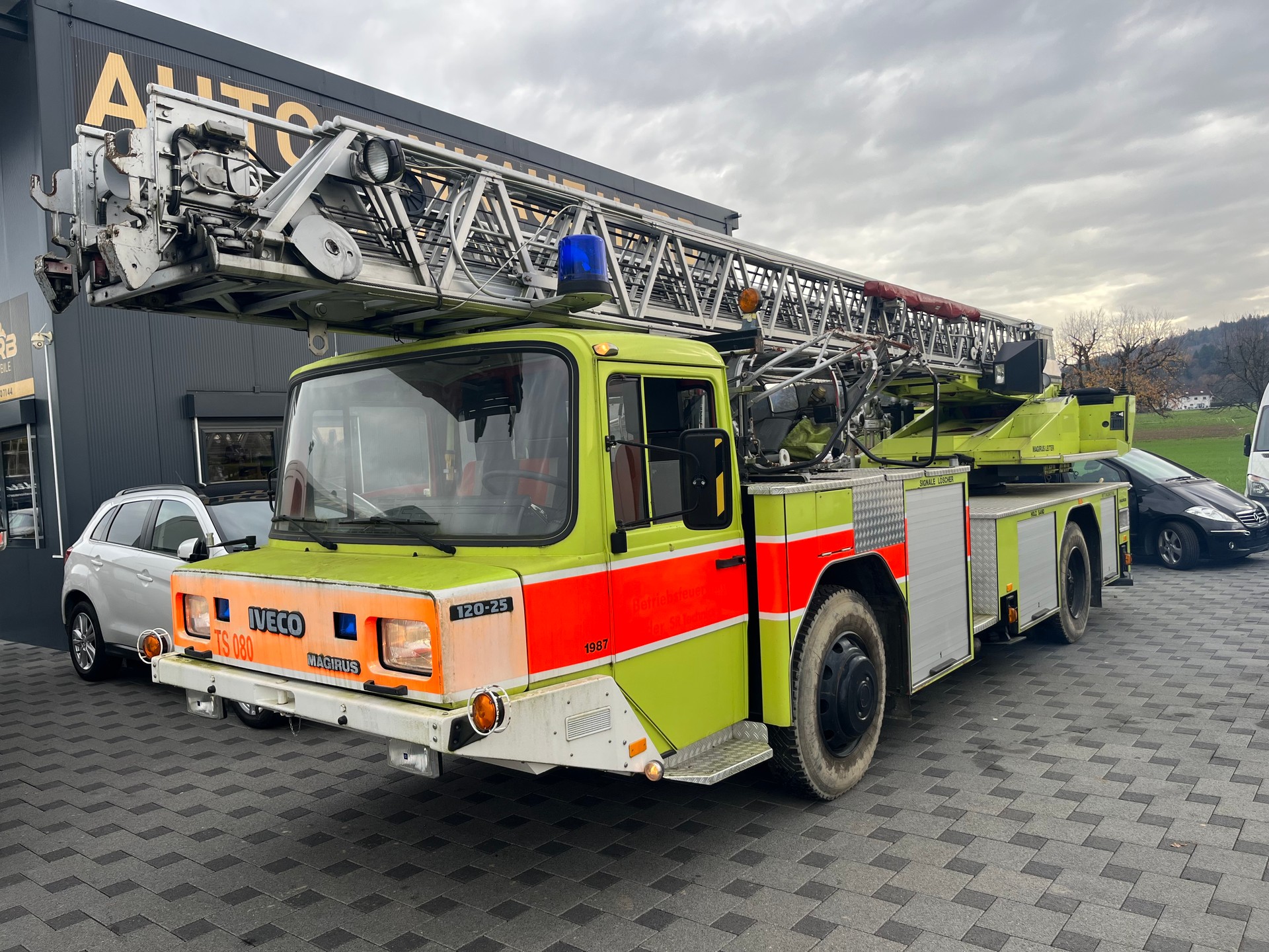 IVECO 120-25 AN-image-1