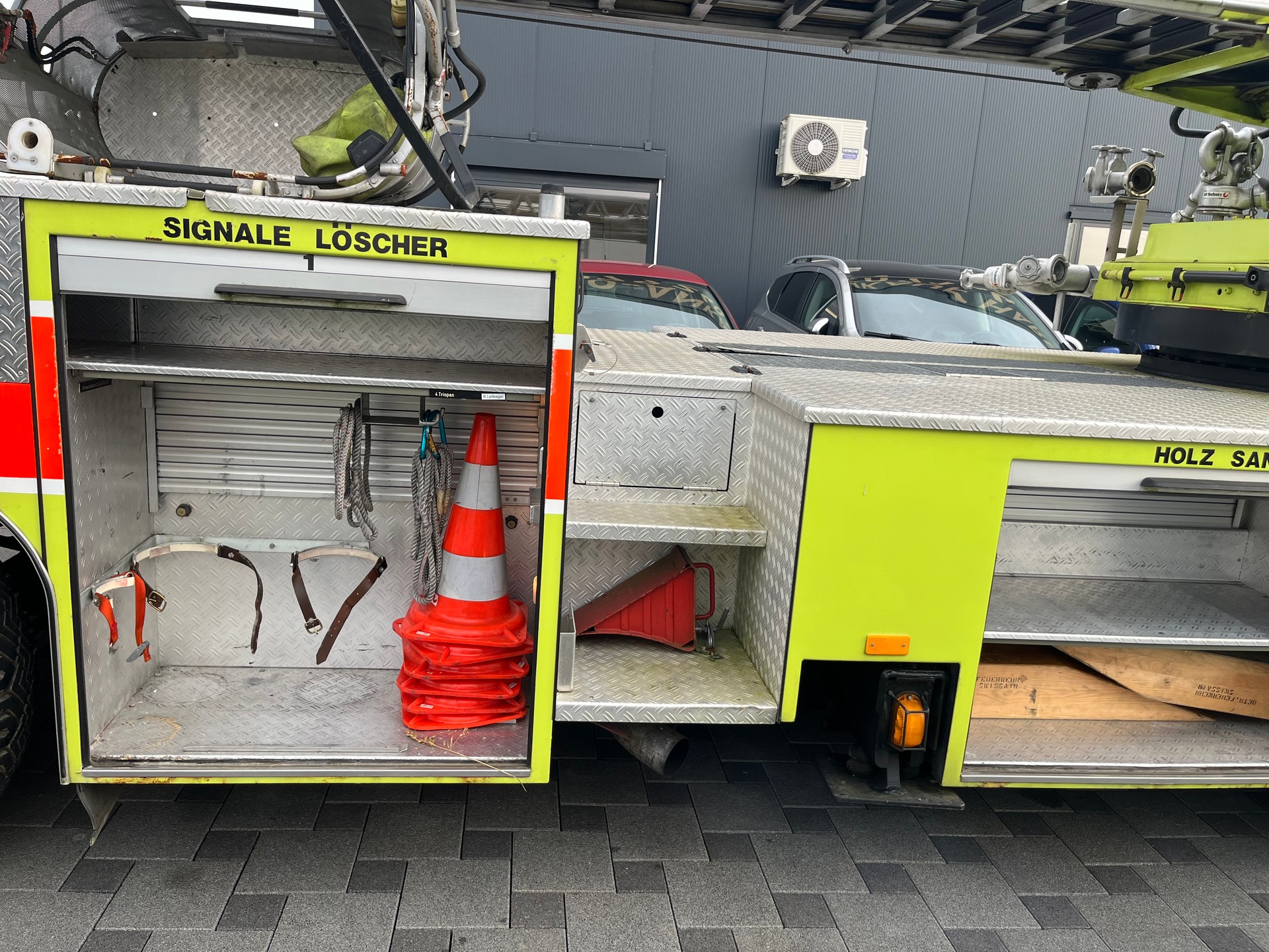 IVECO 120-25 AN-image-11