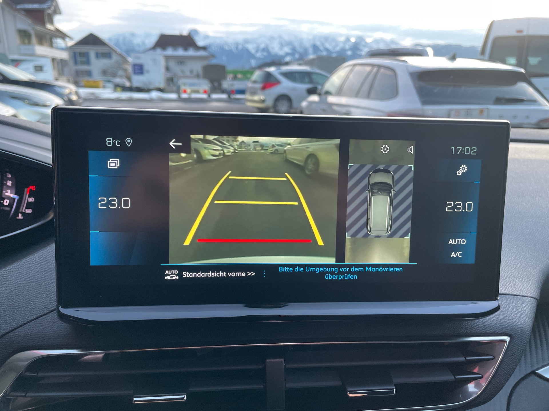 PEUGEOT 5008 1.5 BlueHDi Allure Pack EAT8-image-16
