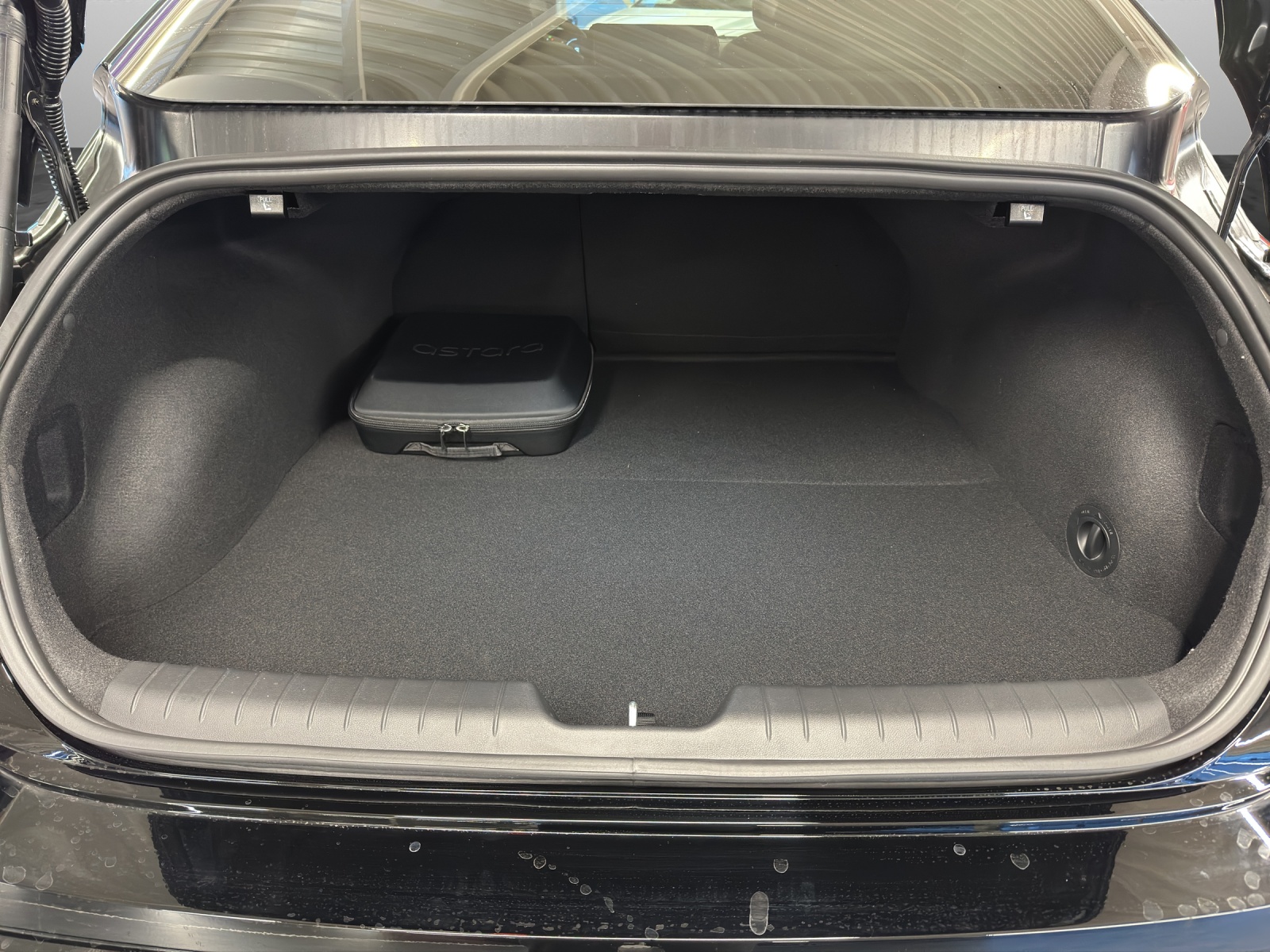 HYUNDAI Ioniq 6 N Line 4WD 84kWh-image-14