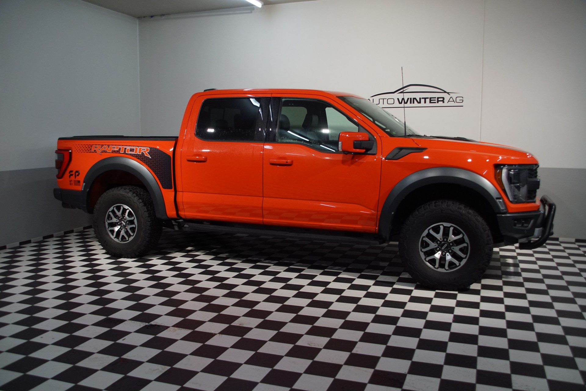 FORD F-Pickup Raptor Super Crew-image-2